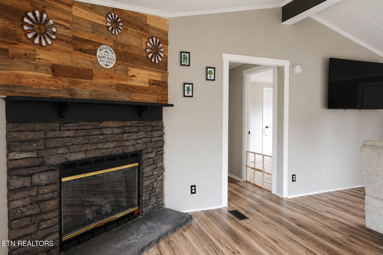 115 Queener Street Jacksboro TN 37757