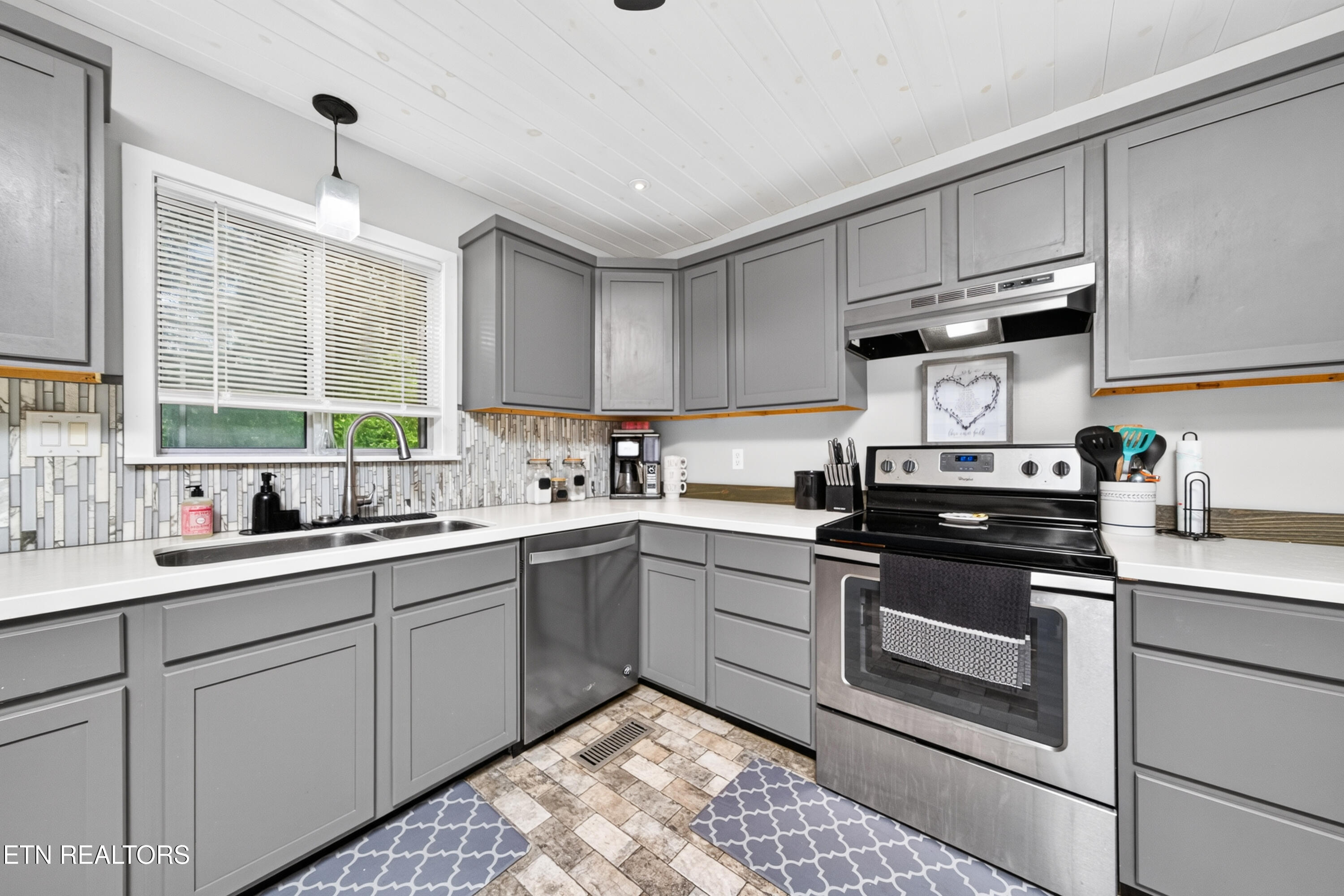 3754 Shady Oak Circle Cookeville TN 38501