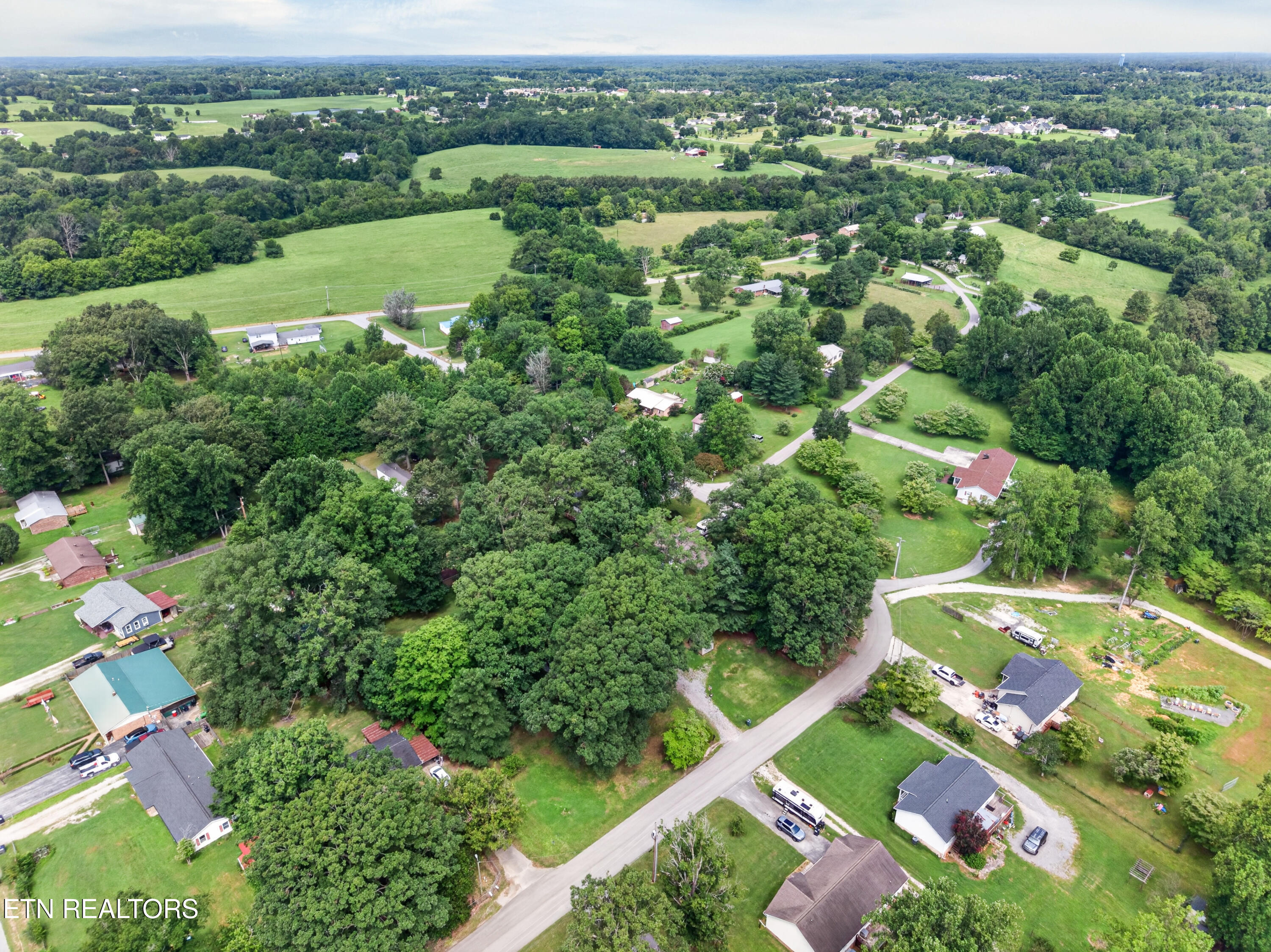 3754 Shady Oak Circle Cookeville TN 38501