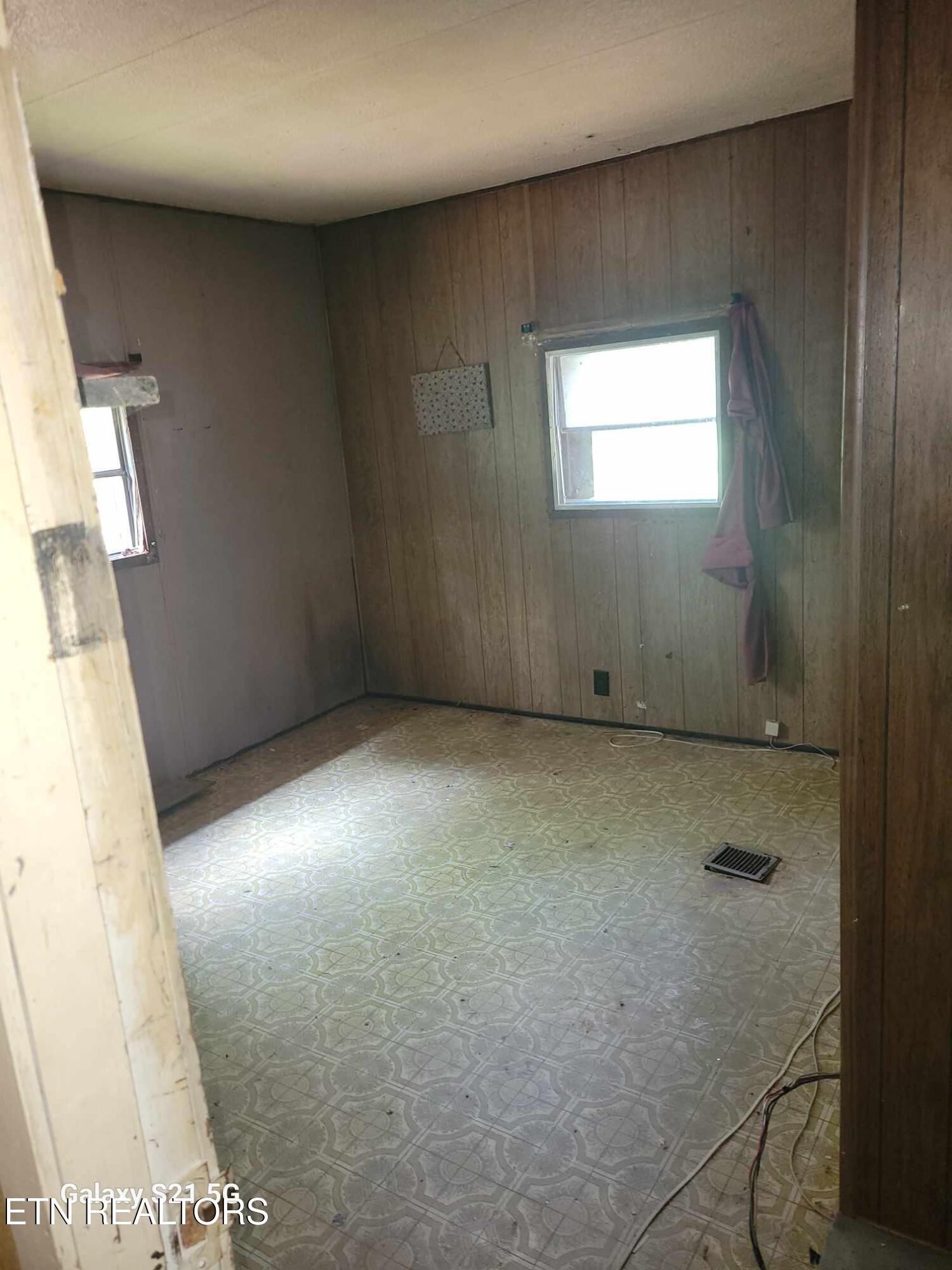 376 Choate Lane Oneida TN 37841