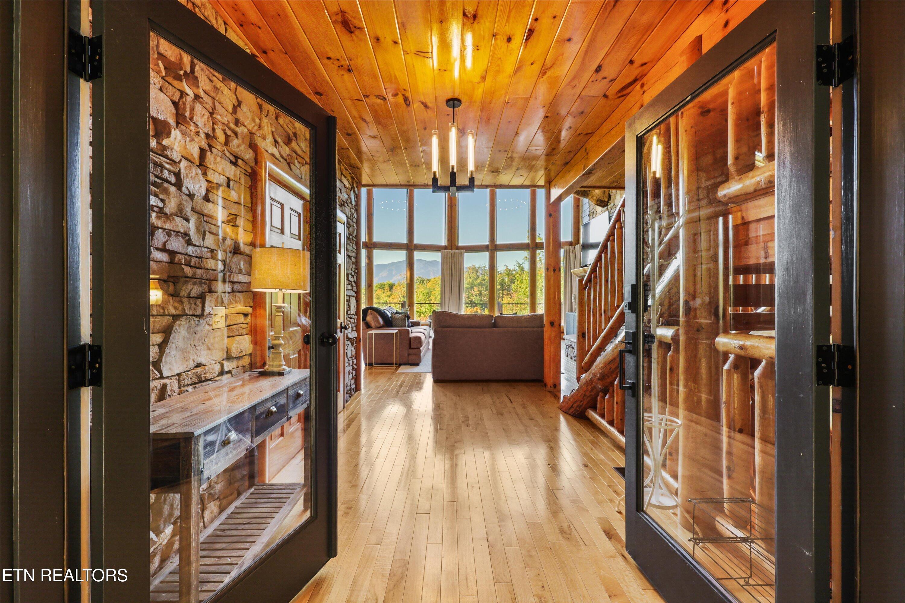611 Pinnacle Vista Road Gatlinburg TN 37738