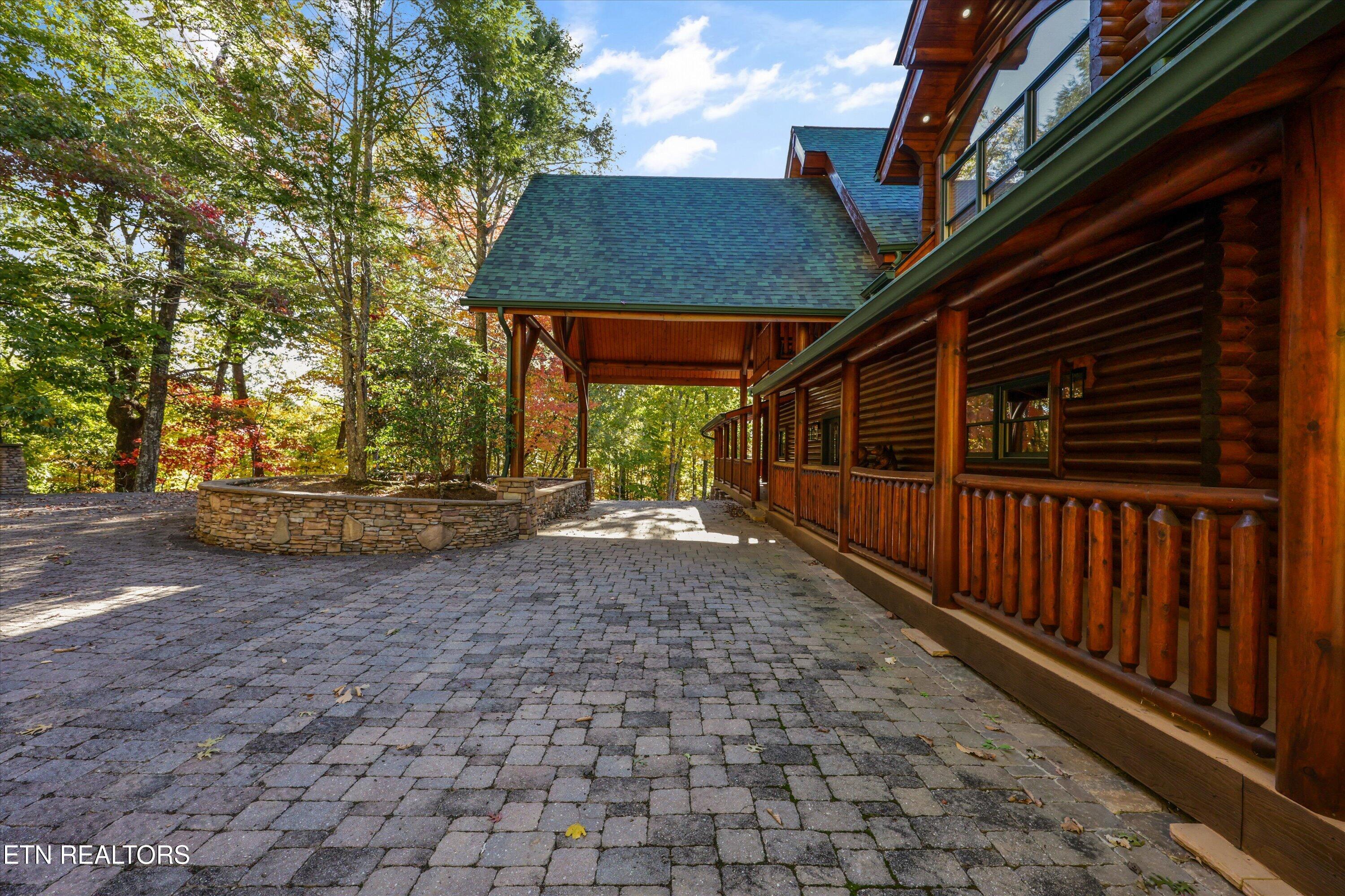 611 Pinnacle Vista Road Gatlinburg TN 37738