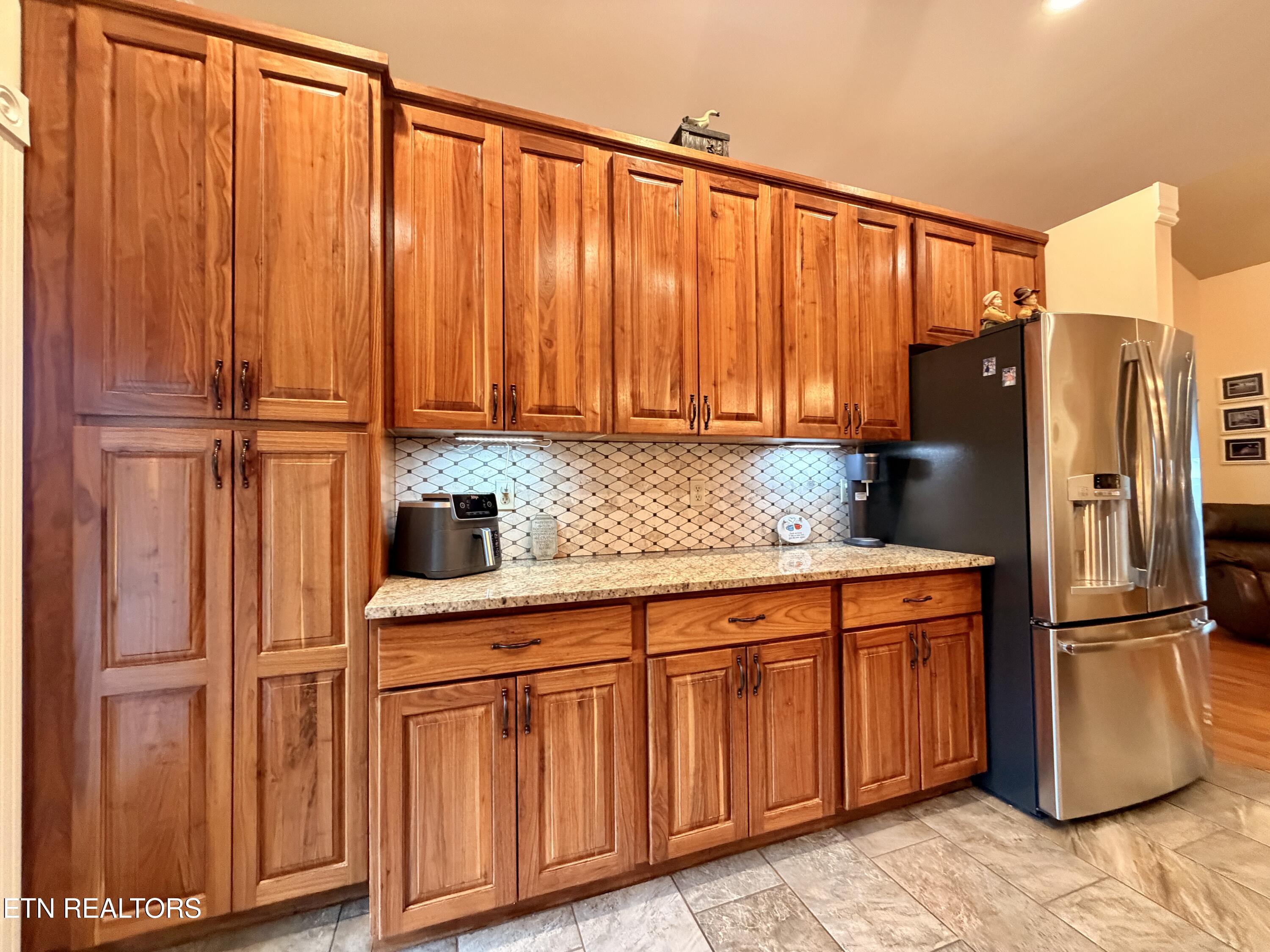 630 Kenny Brook Lane Greenback TN 37742