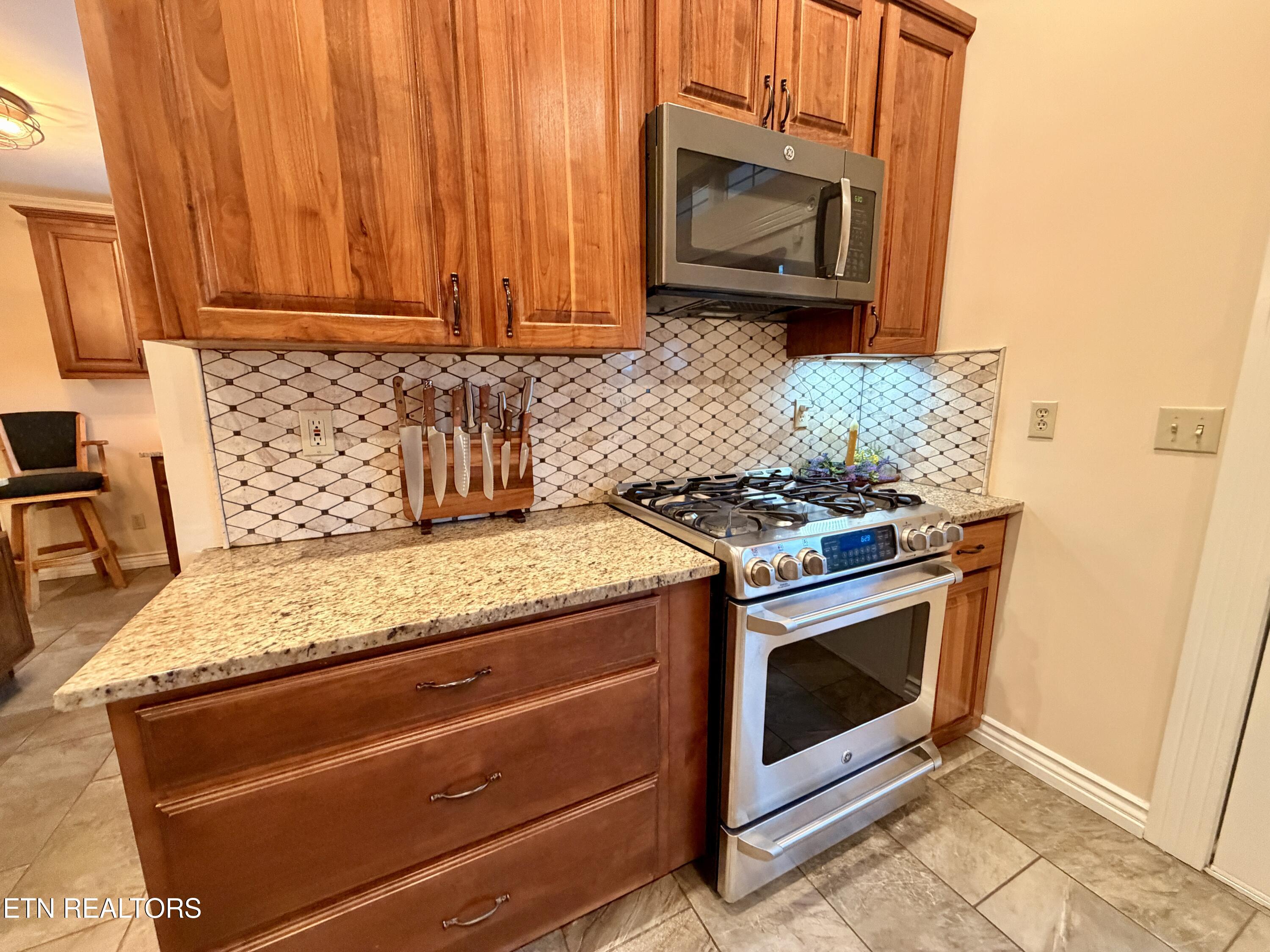 630 Kenny Brook Lane Greenback TN 37742
