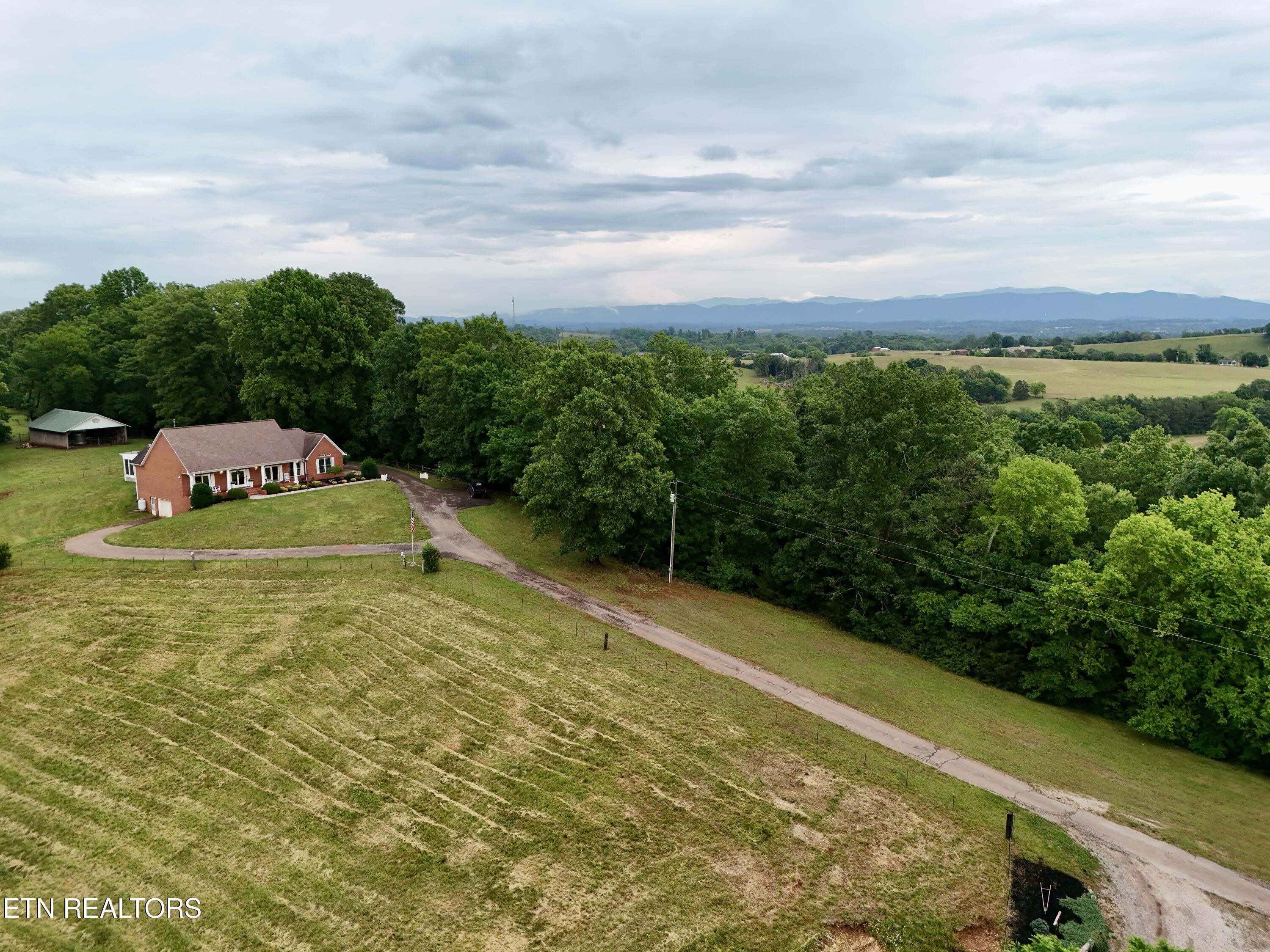 630 Kenny Brook Lane Greenback TN 37742