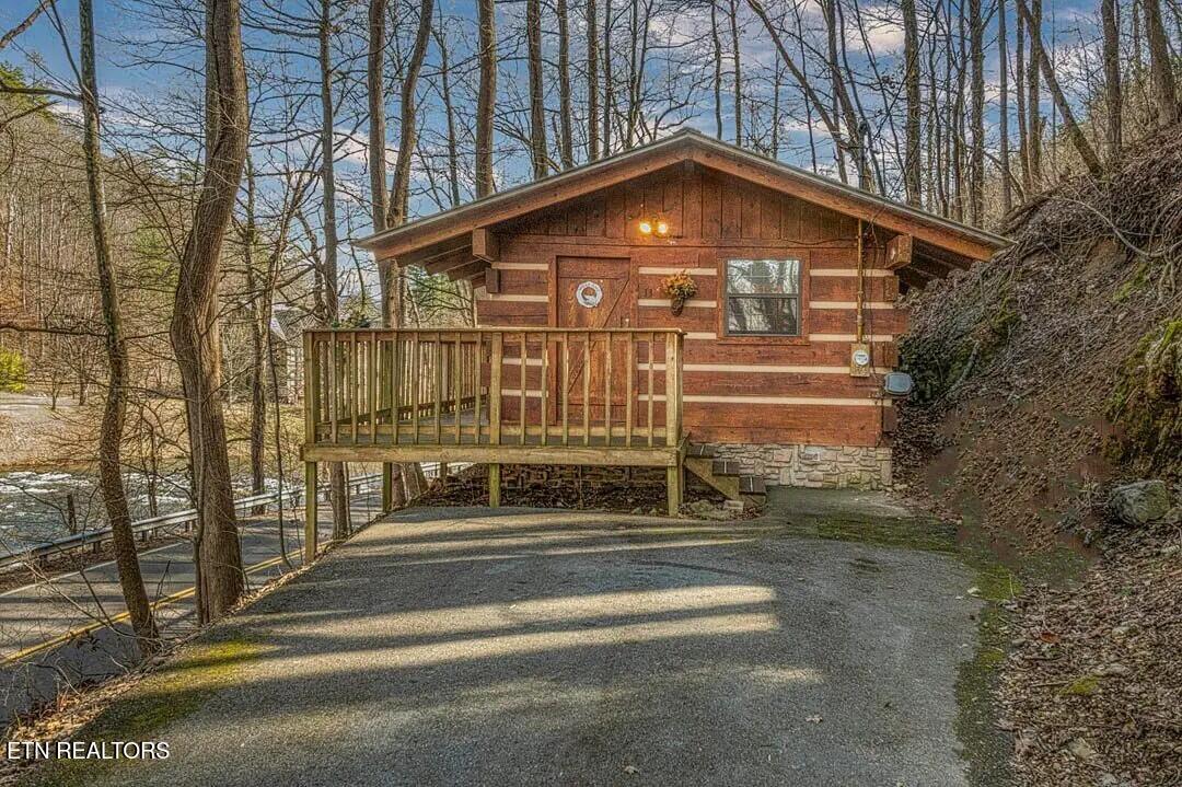 1470 Cherohala Skyway Tellico Plains TN 37385
