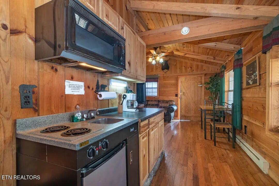 1470 Cherohala Skyway Tellico Plains TN 37385