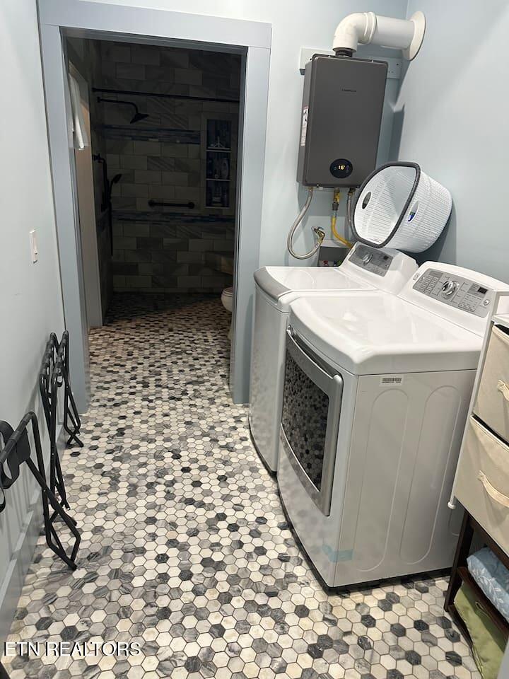 329 B Armstrong Lane Monterey TN 38574