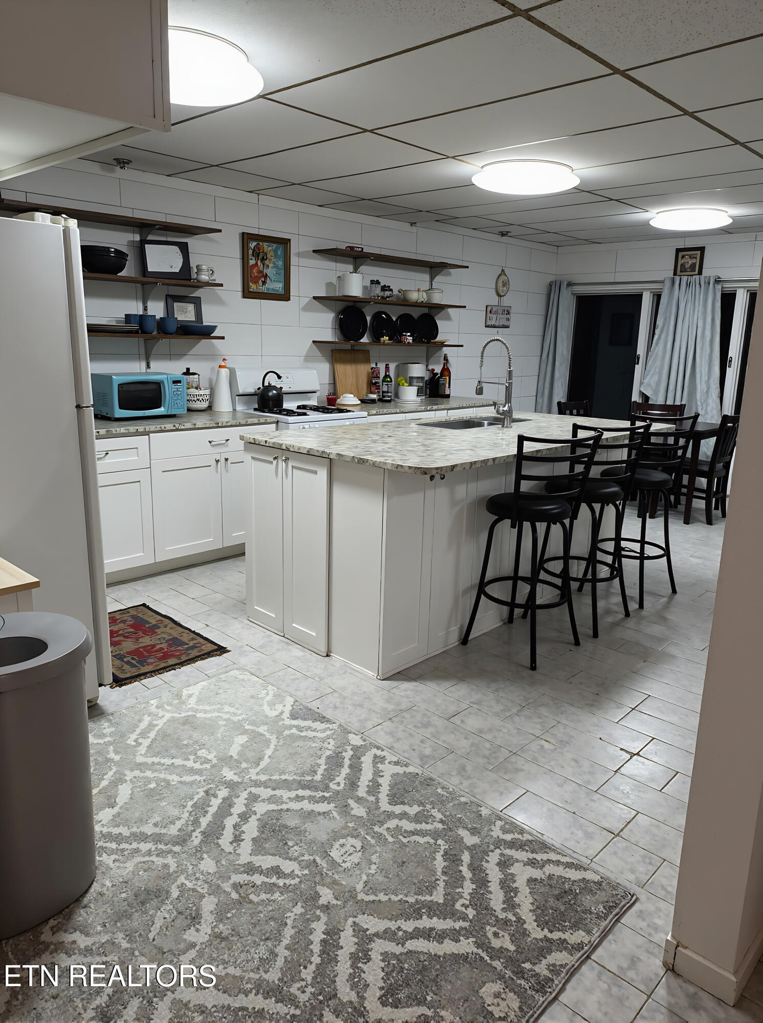 329 B Armstrong Lane Monterey TN 38574