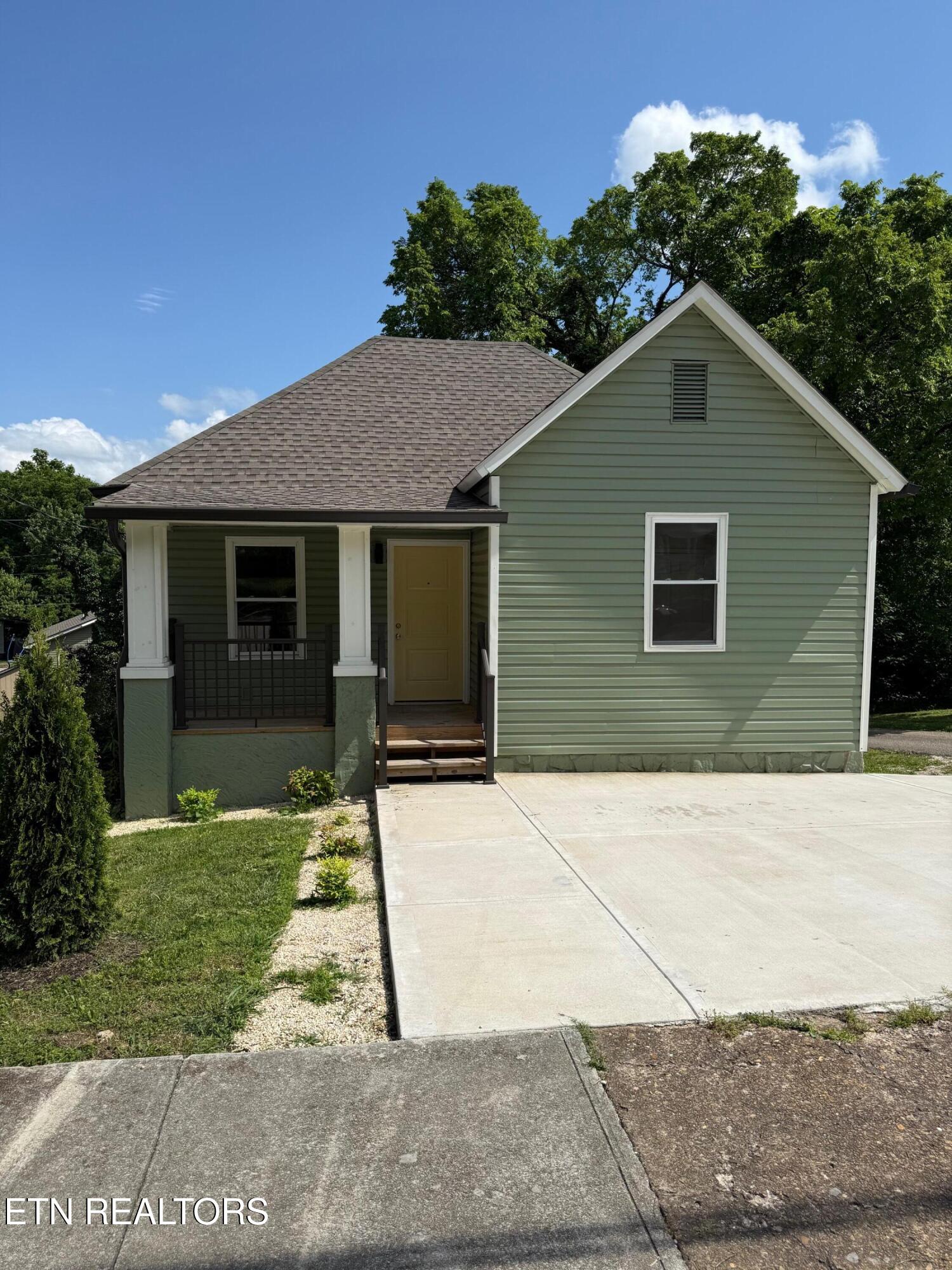 2524 E Glenwood Avenue Knoxville TN 37917
