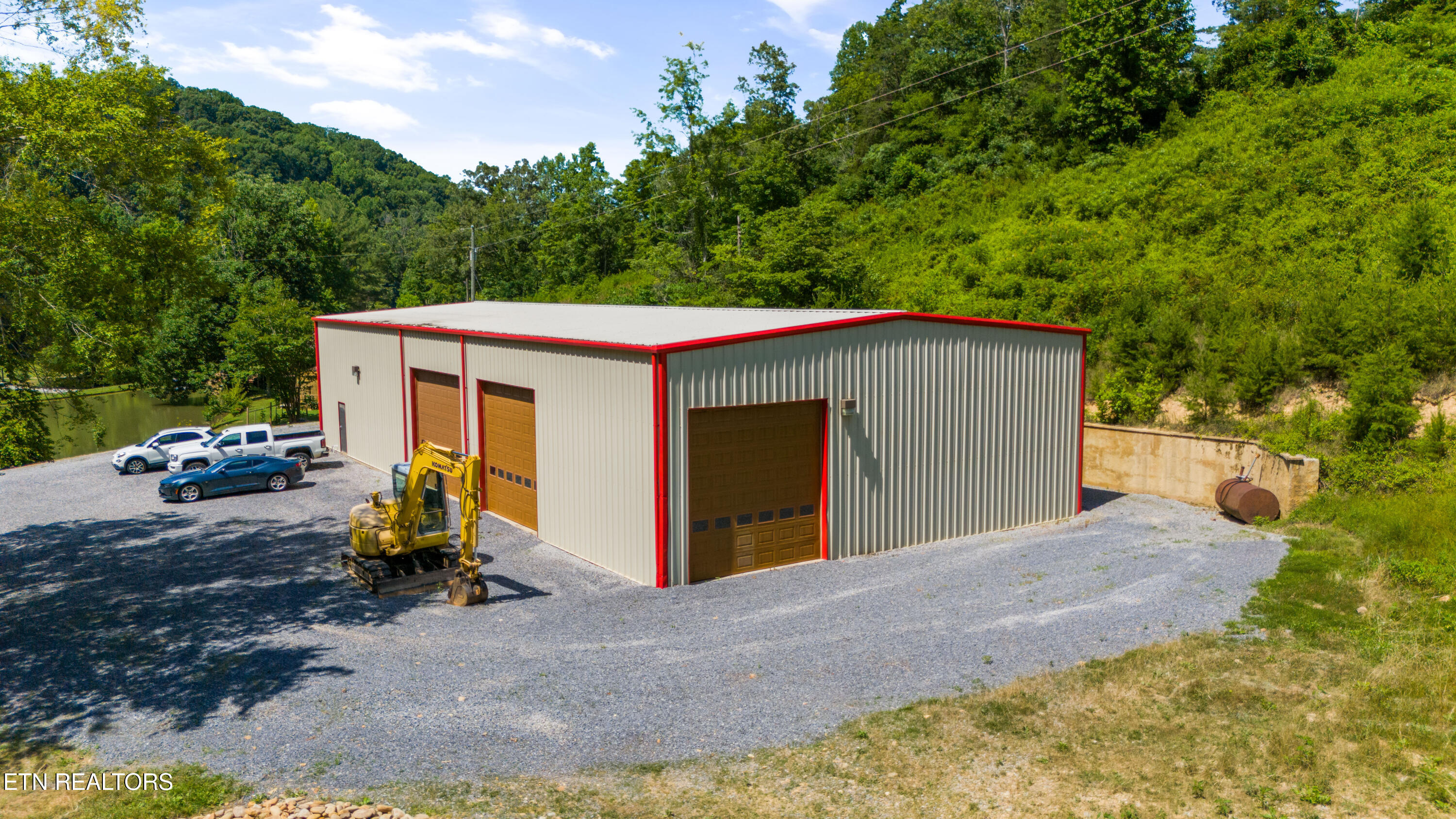 3661 Richardson Cove Road Sevierville TN 37876