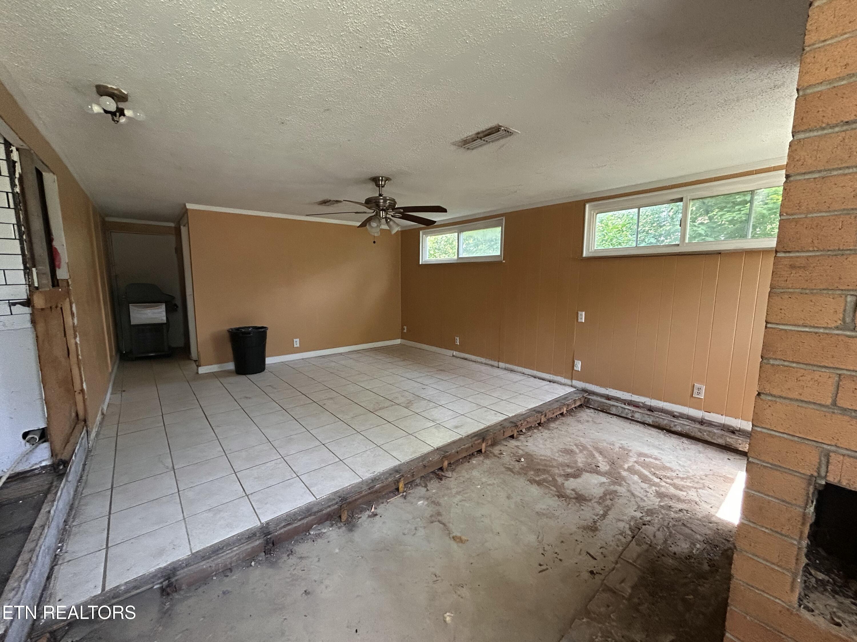 218 Michael Street Knoxville TN 37914