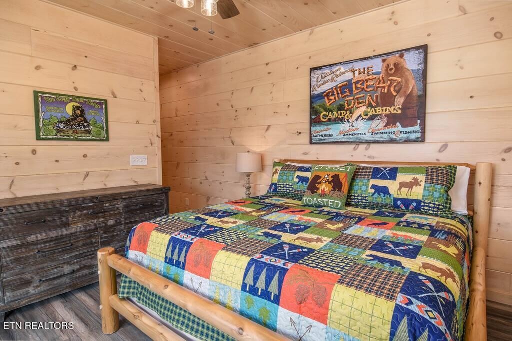 962 Cottage Gardens Way Gatlinburg TN 37738