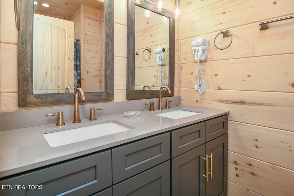 962 Cottage Gardens Way Gatlinburg TN 37738