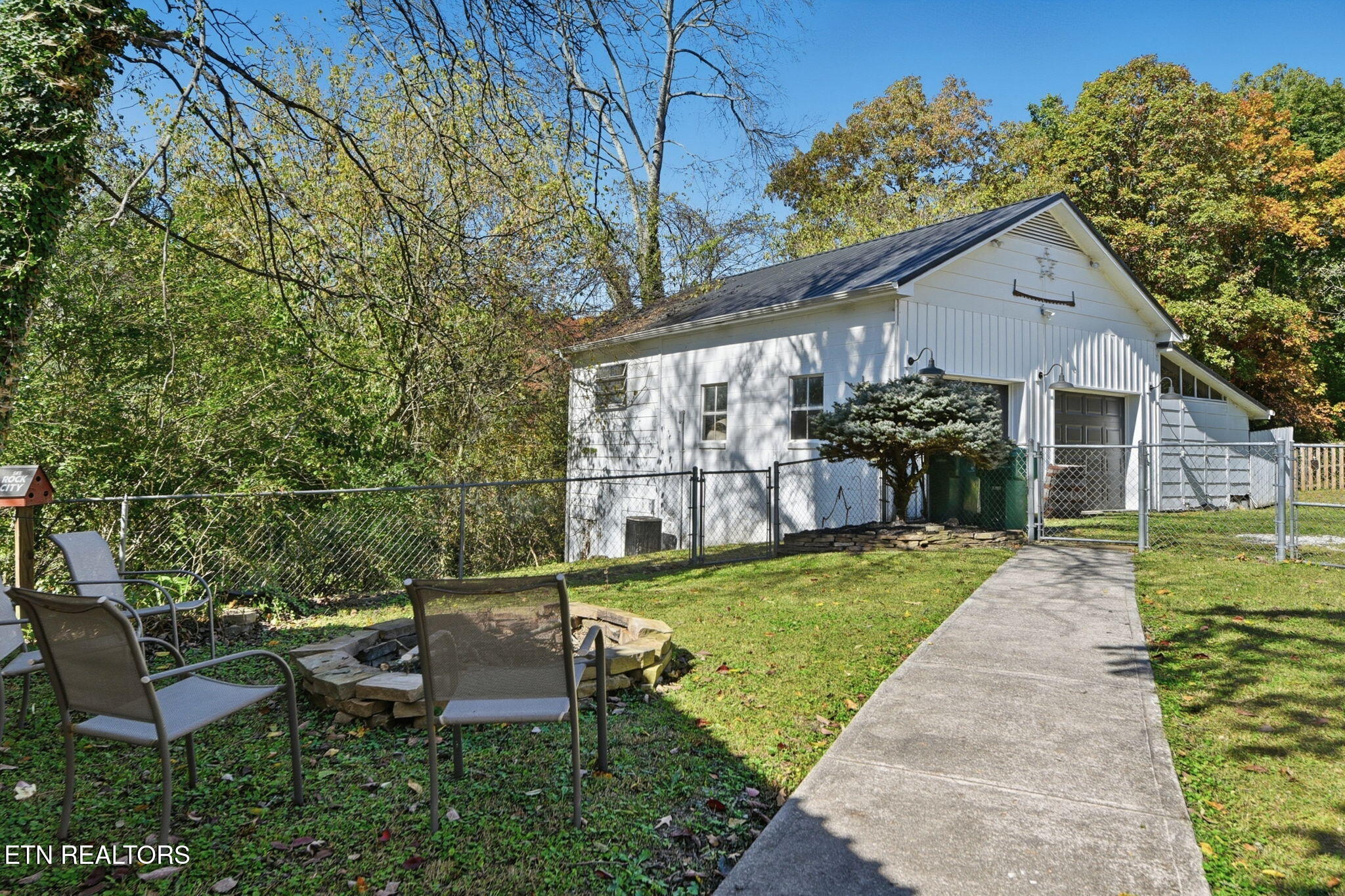 904 Granville Conner Road Powell TN 37849