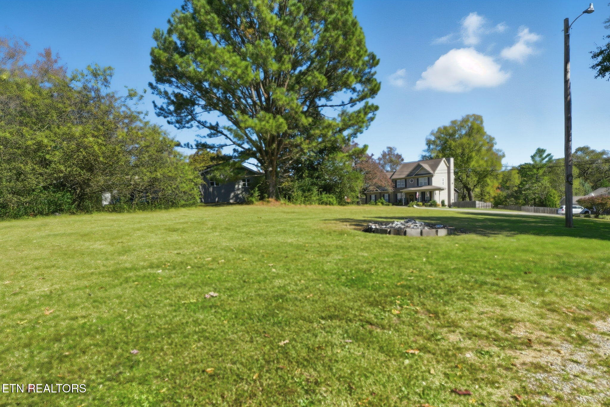 904 Granville Conner Road Powell TN 37849