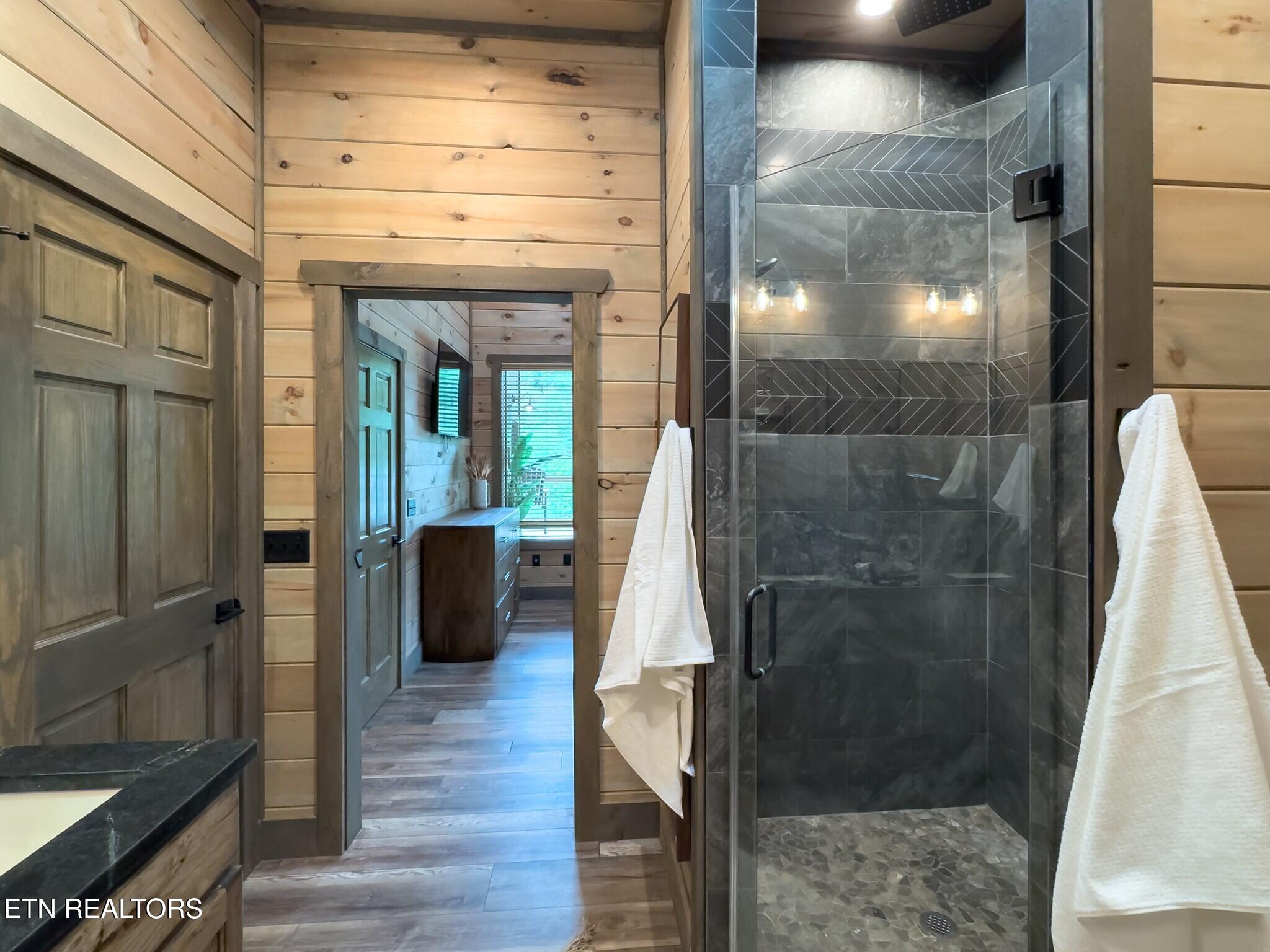 2139 Coopers Hawk Way Sevierville TN 37862