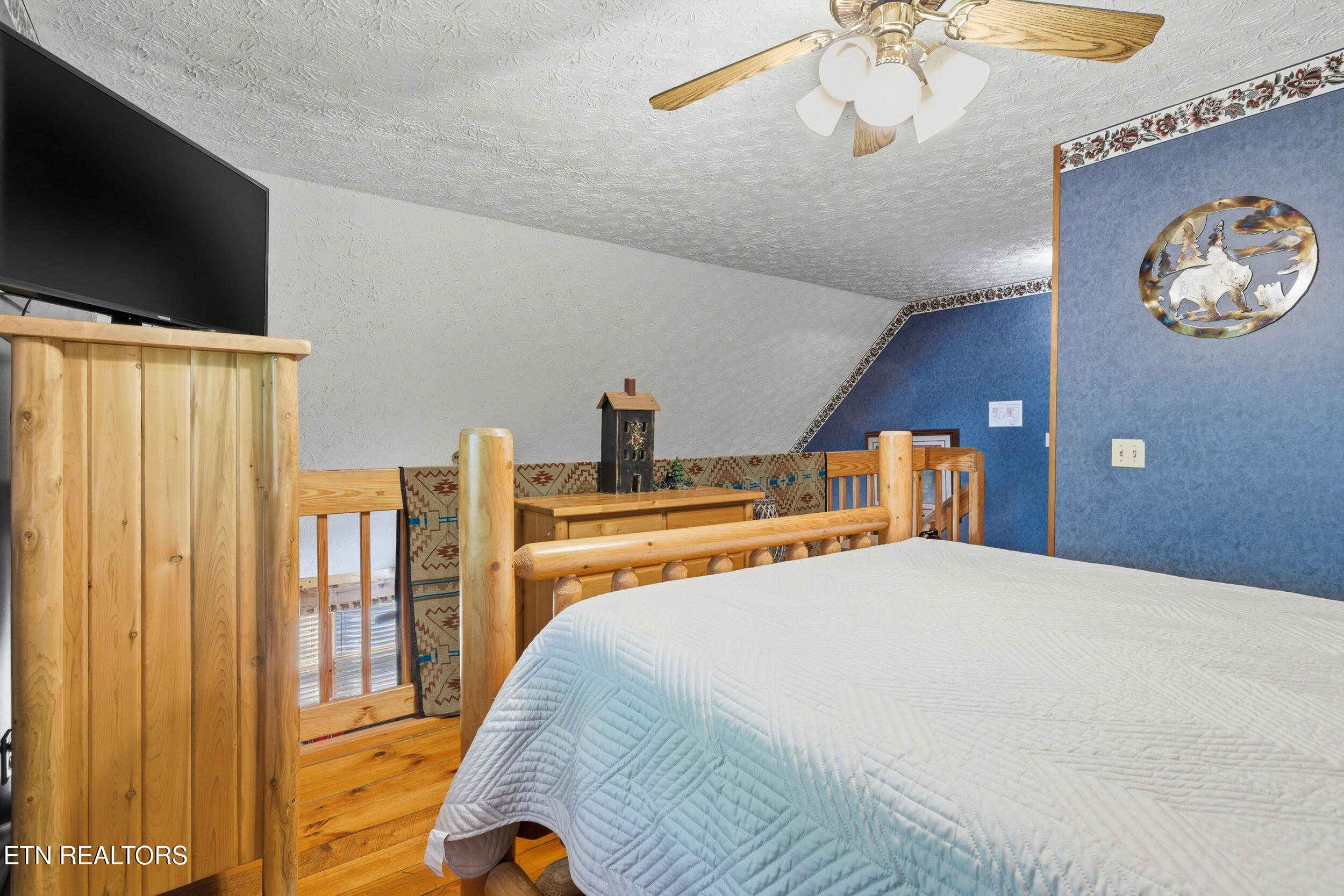 3513 Country Pines Way Sevierville TN 37876