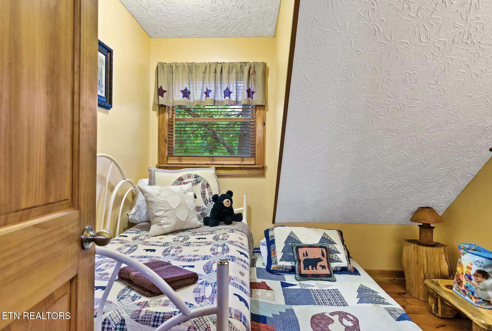 3513 Country Pines Way Sevierville TN 37876