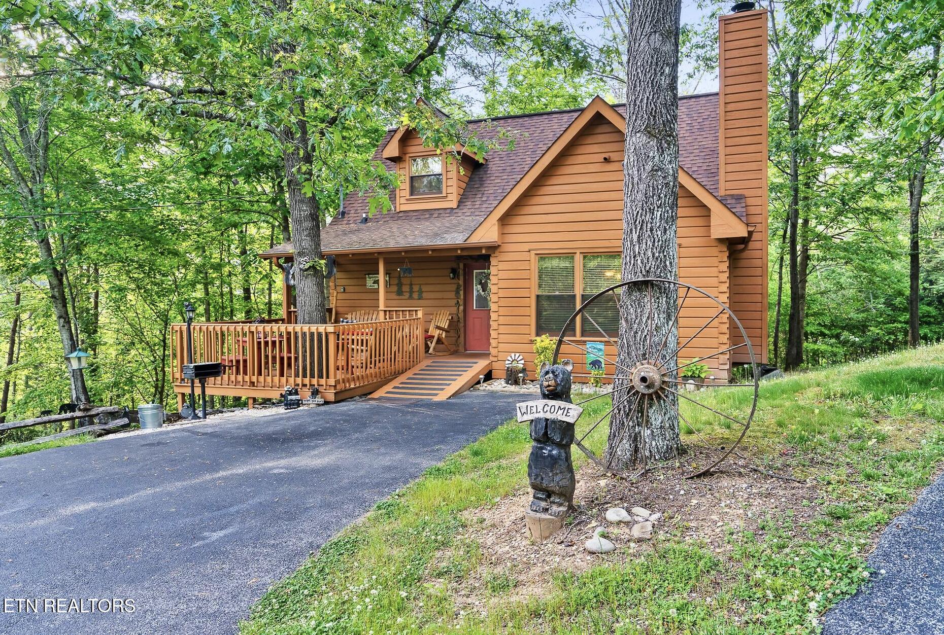 3513 Country Pines Way Sevierville TN 37876