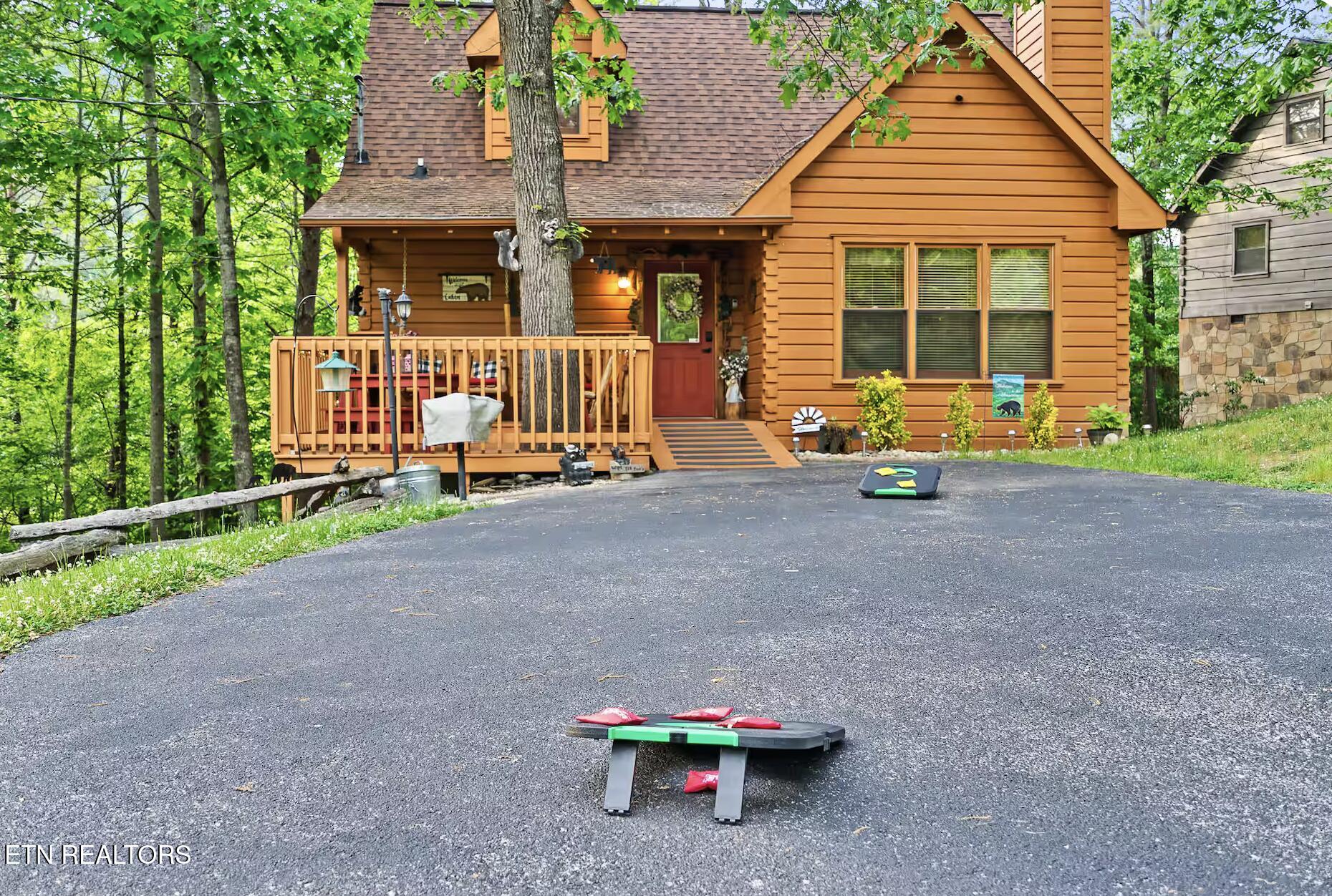 3513 Country Pines Way Sevierville TN 37876