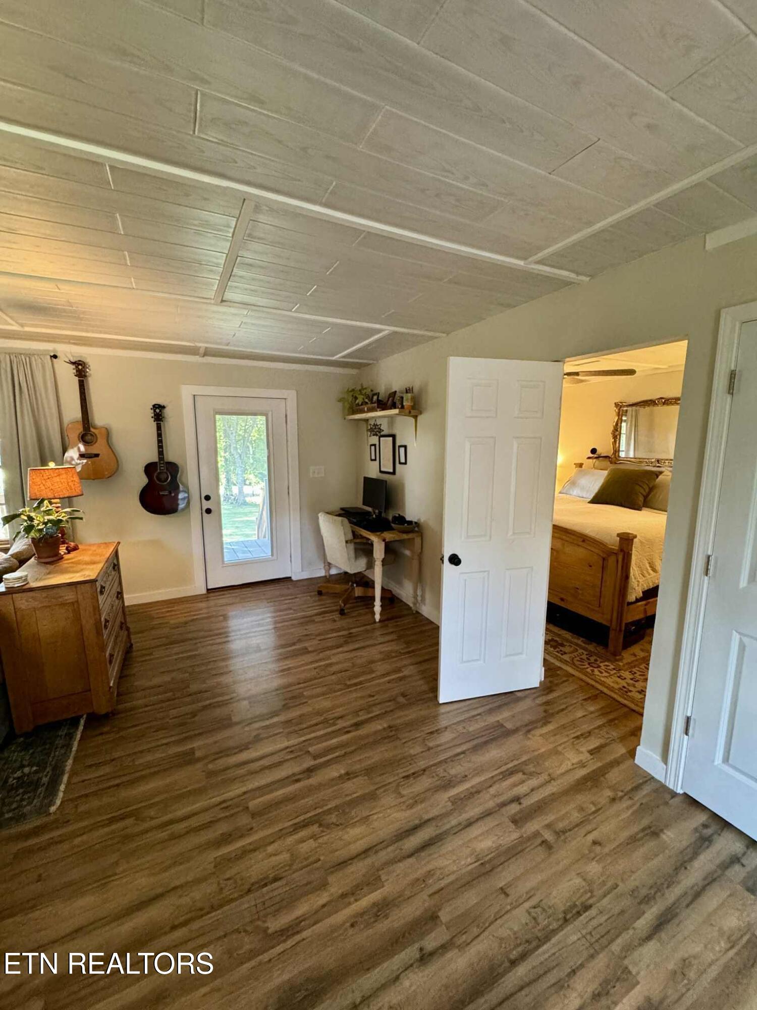 105 Lakeshore View Drive Kingston TN 37763