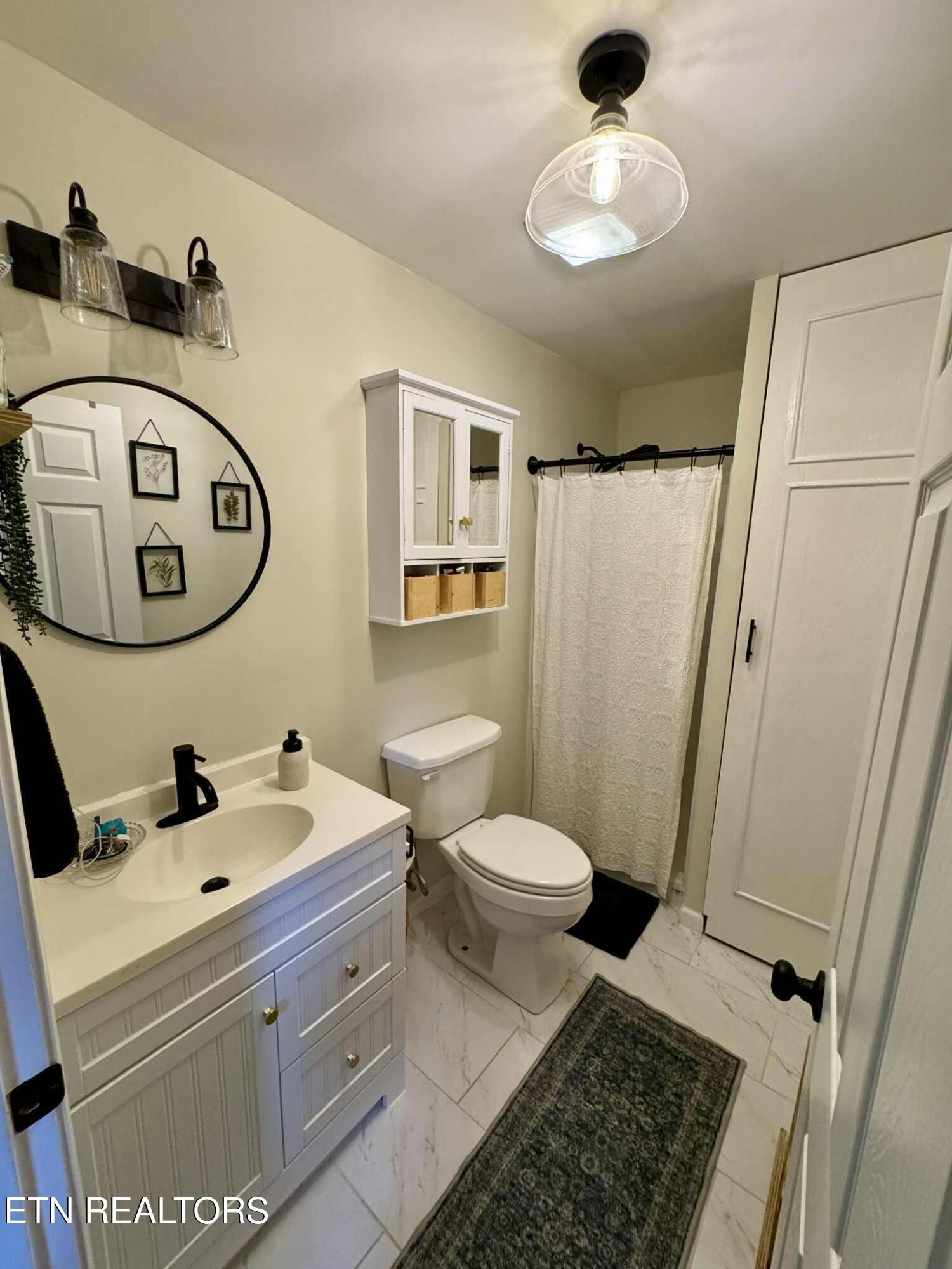 105 Lakeshore View Drive Kingston TN 37763