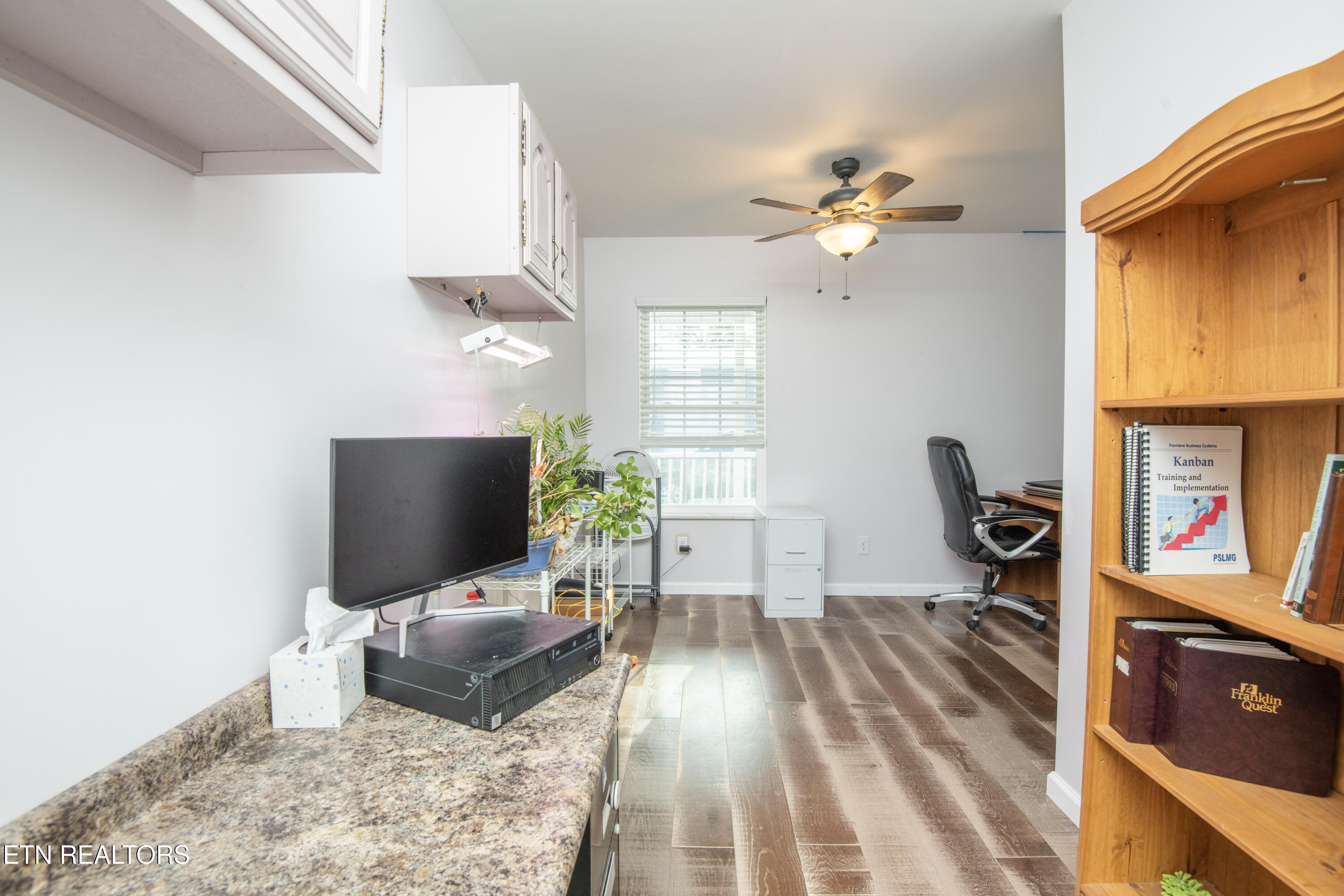 777 Cress Lane Lenoir City TN 37772