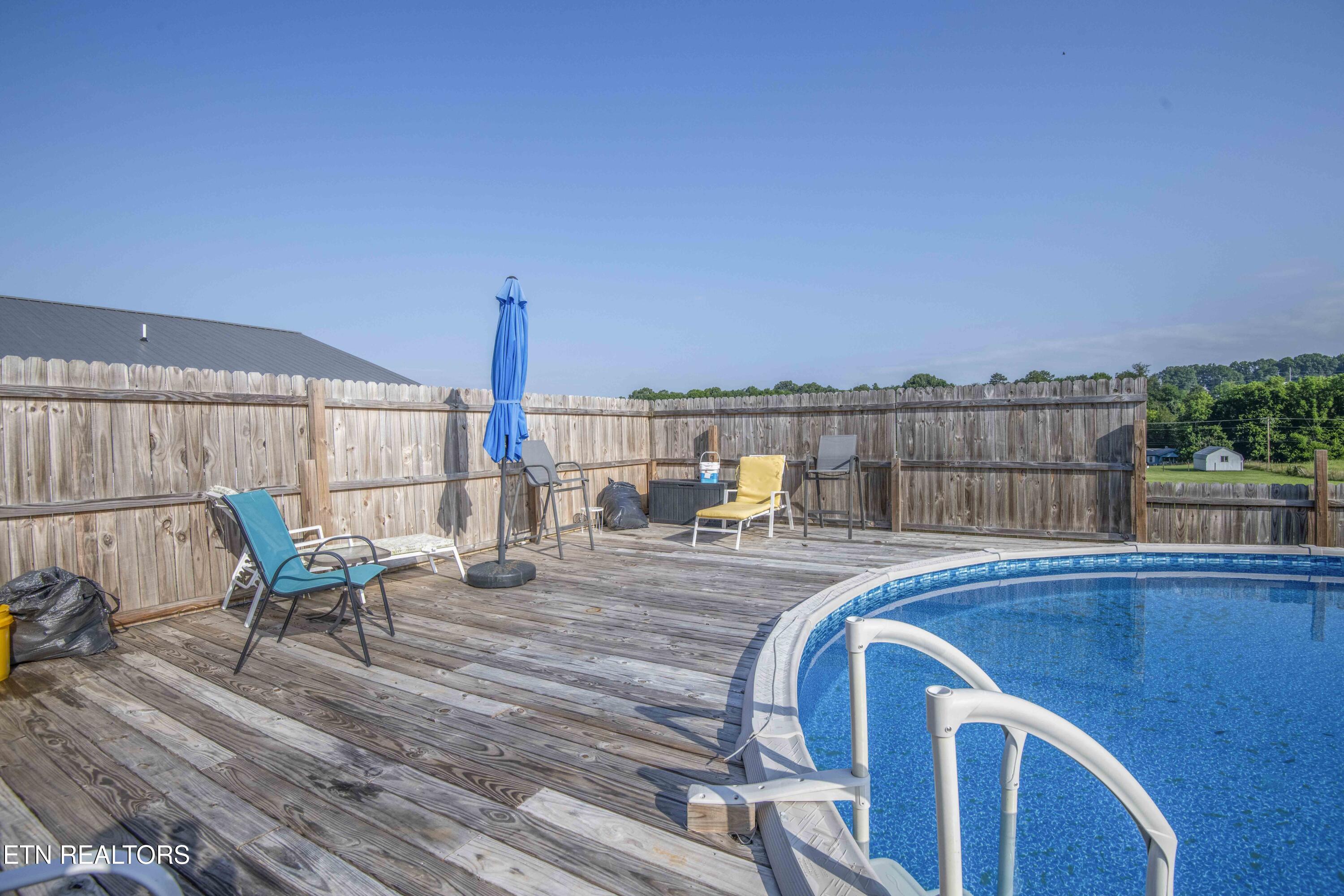 777 Cress Lane Lenoir City TN 37772