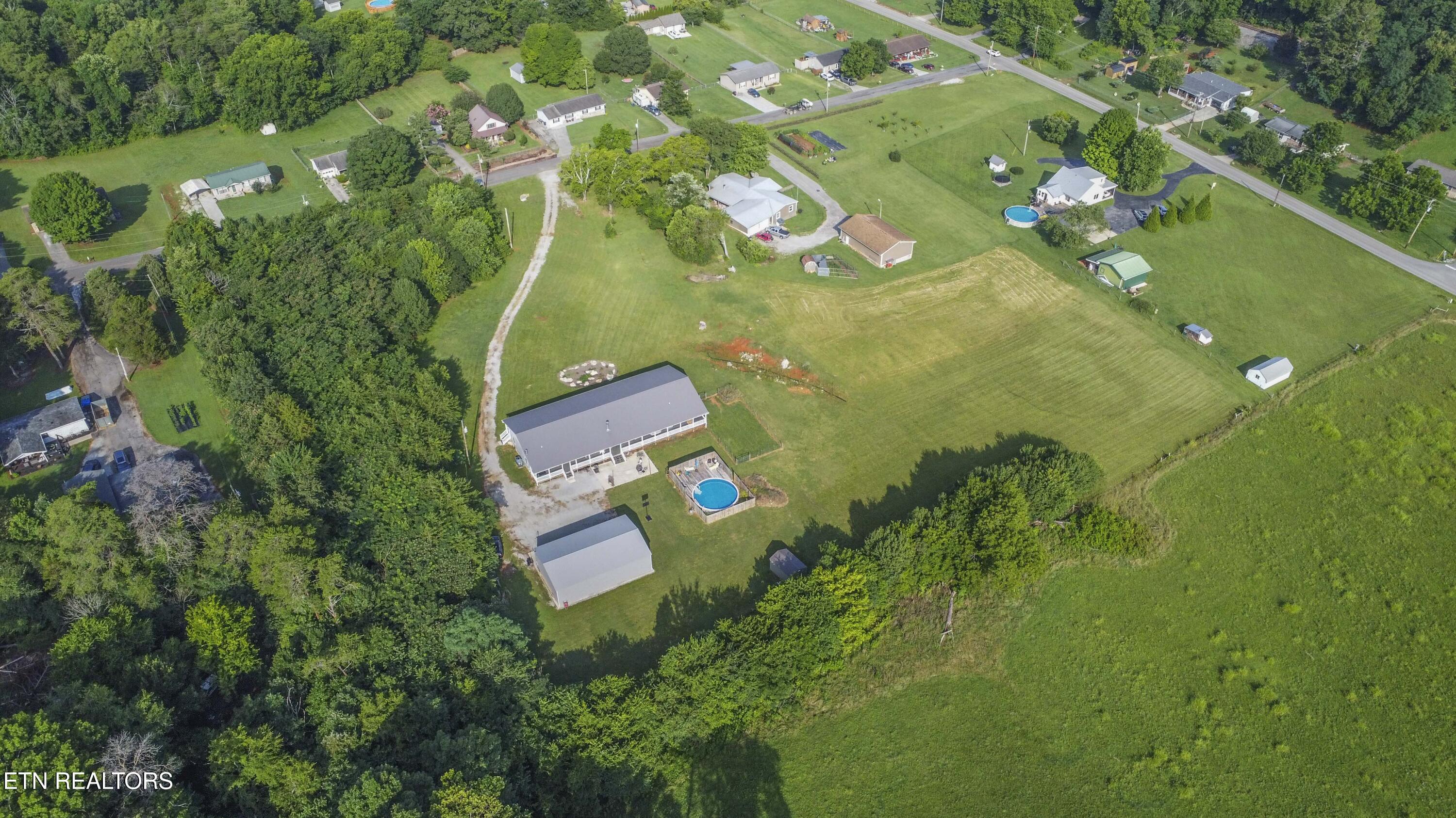 777 Cress Lane Lenoir City TN 37772