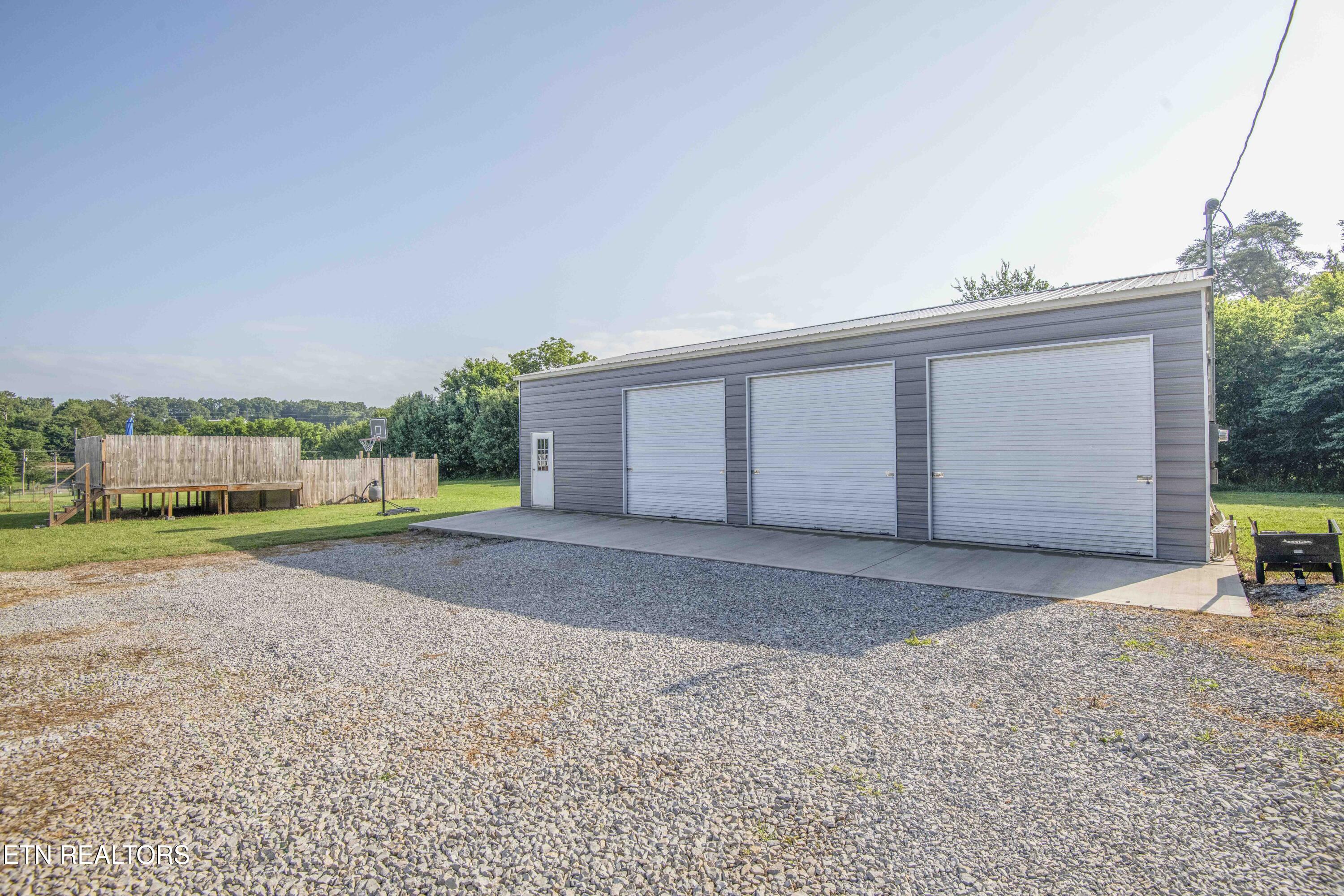 777 Cress Lane Lenoir City TN 37772