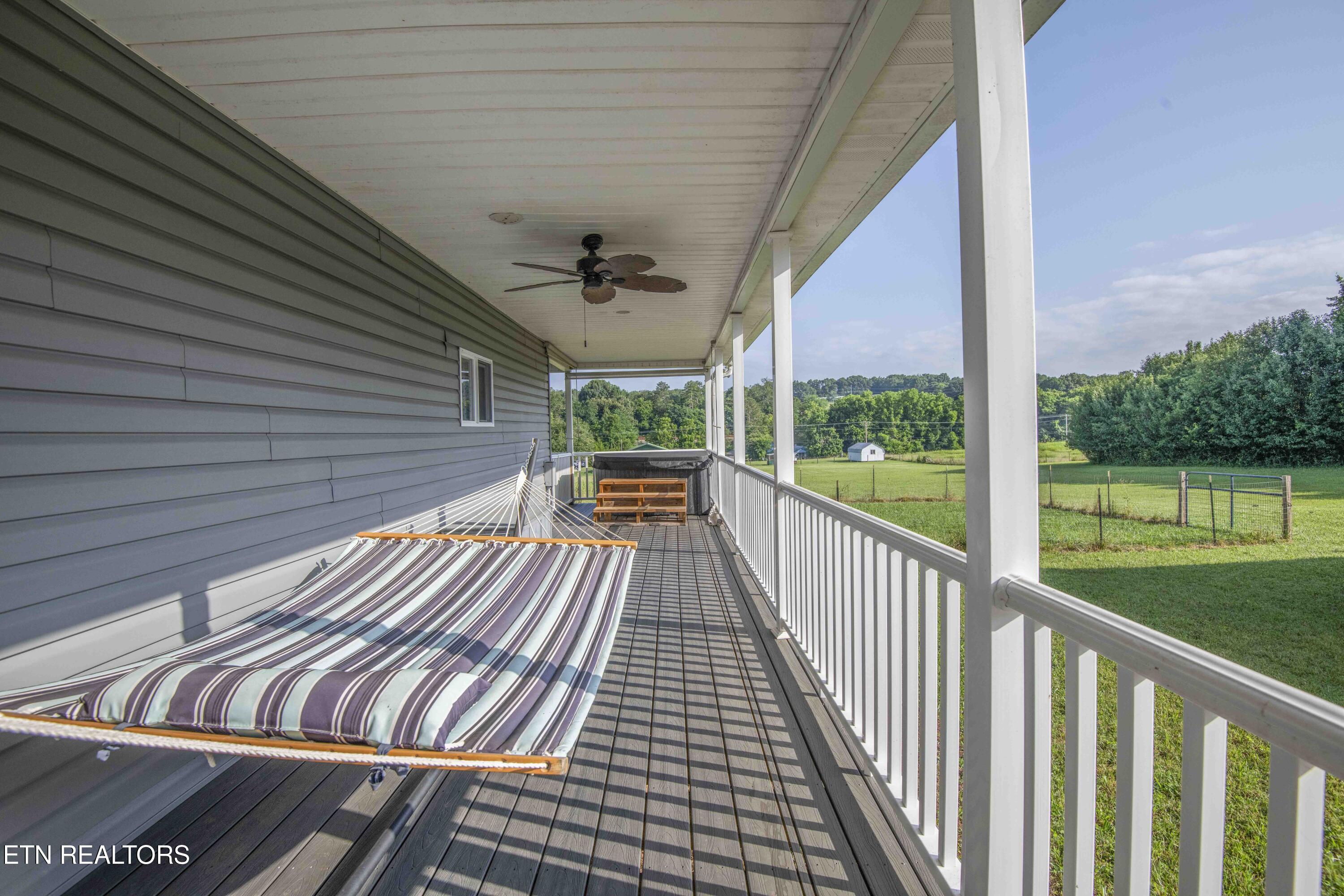 777 Cress Lane Lenoir City TN 37772