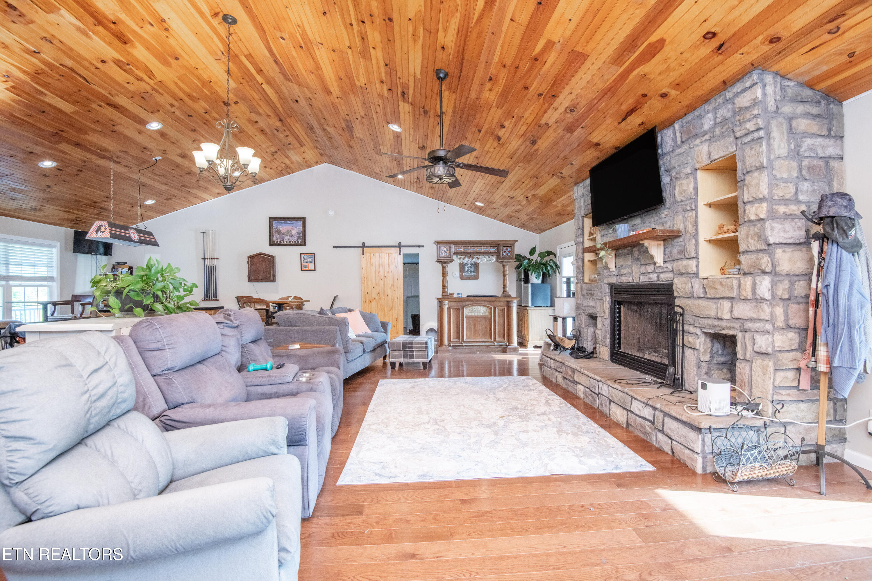 777 Cress Lane Lenoir City TN 37772