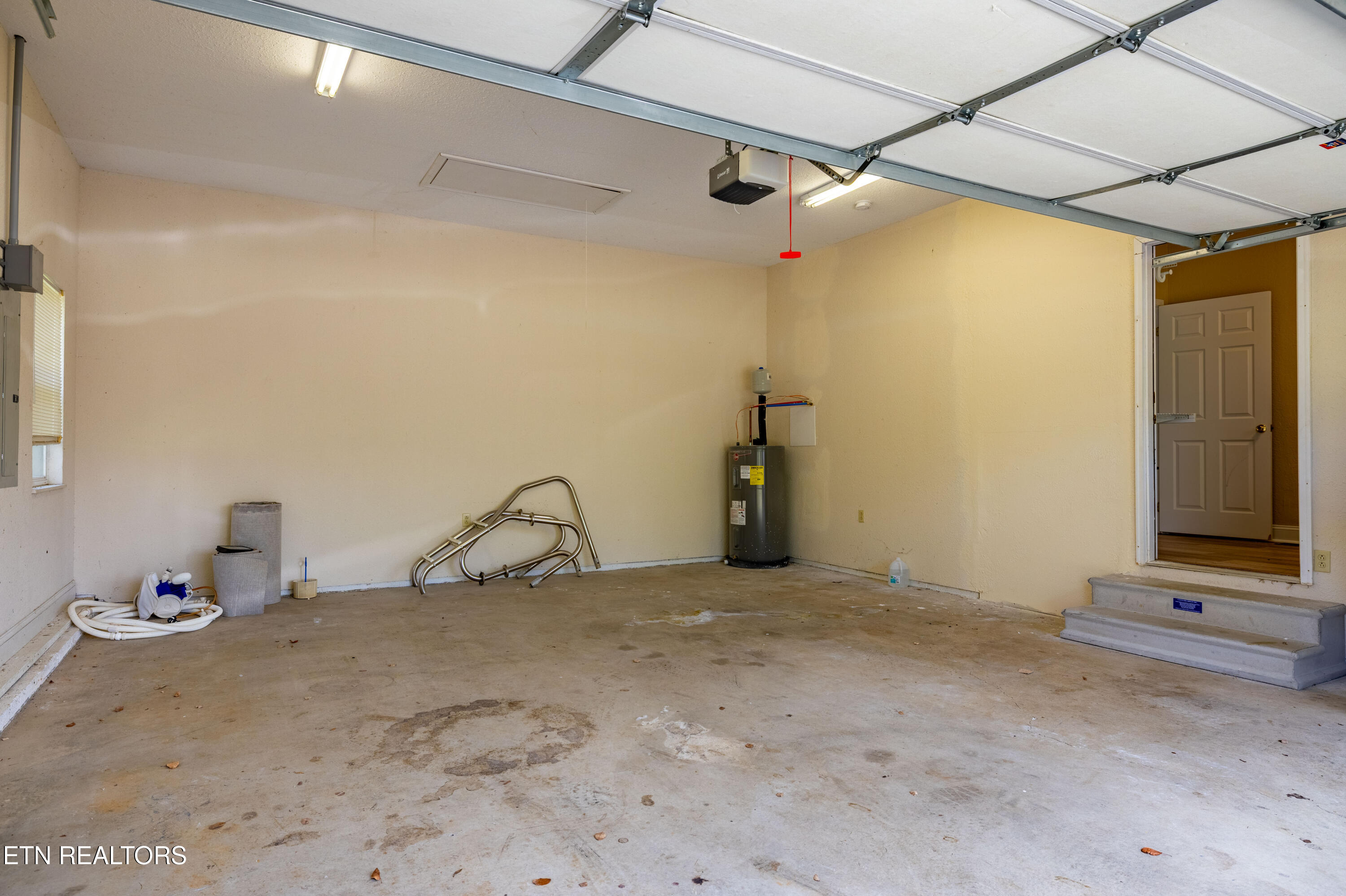 1812 Crazy Horse Drive Maryville TN 37801