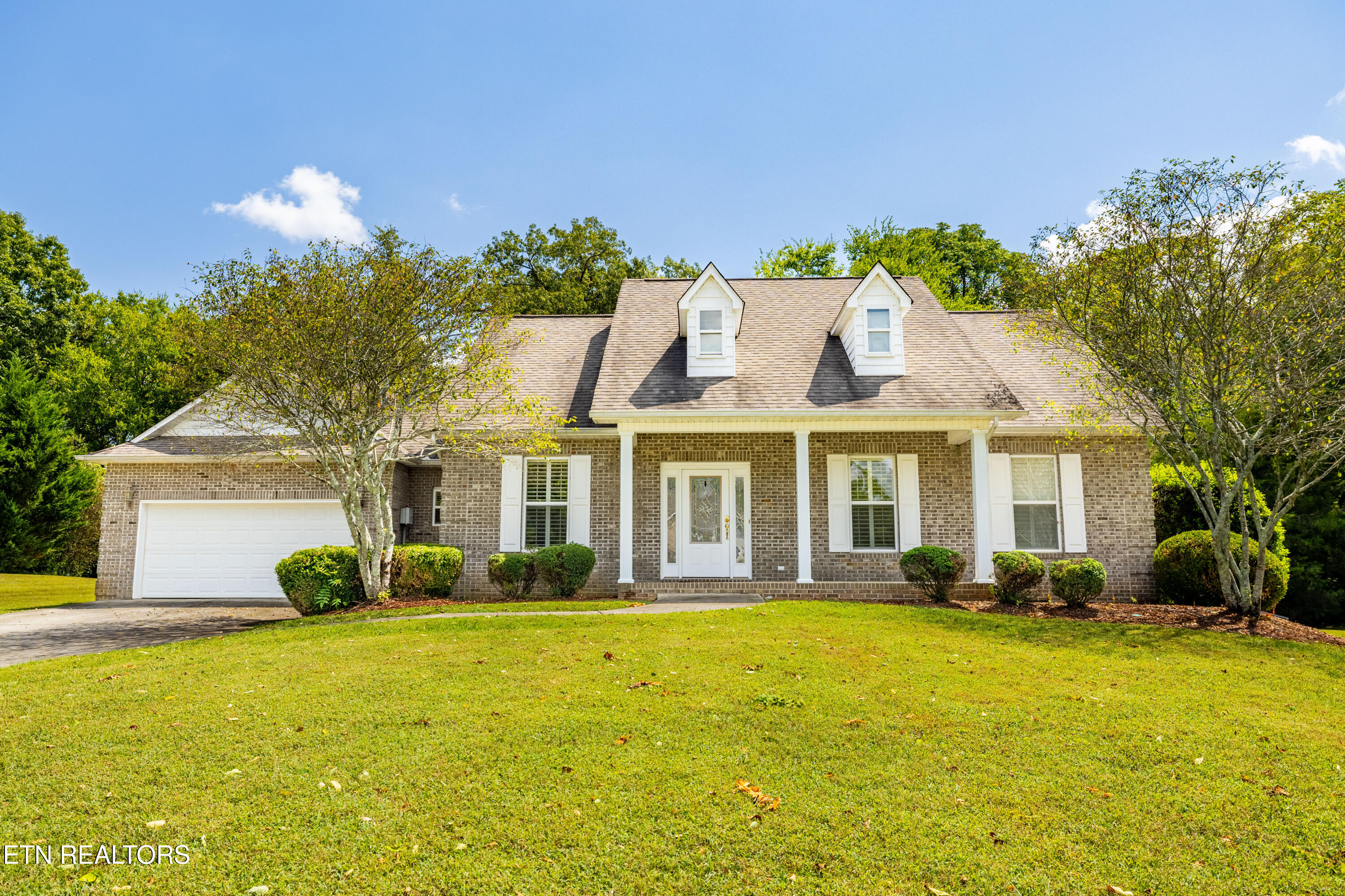 1812 Crazy Horse Drive Maryville TN 37801