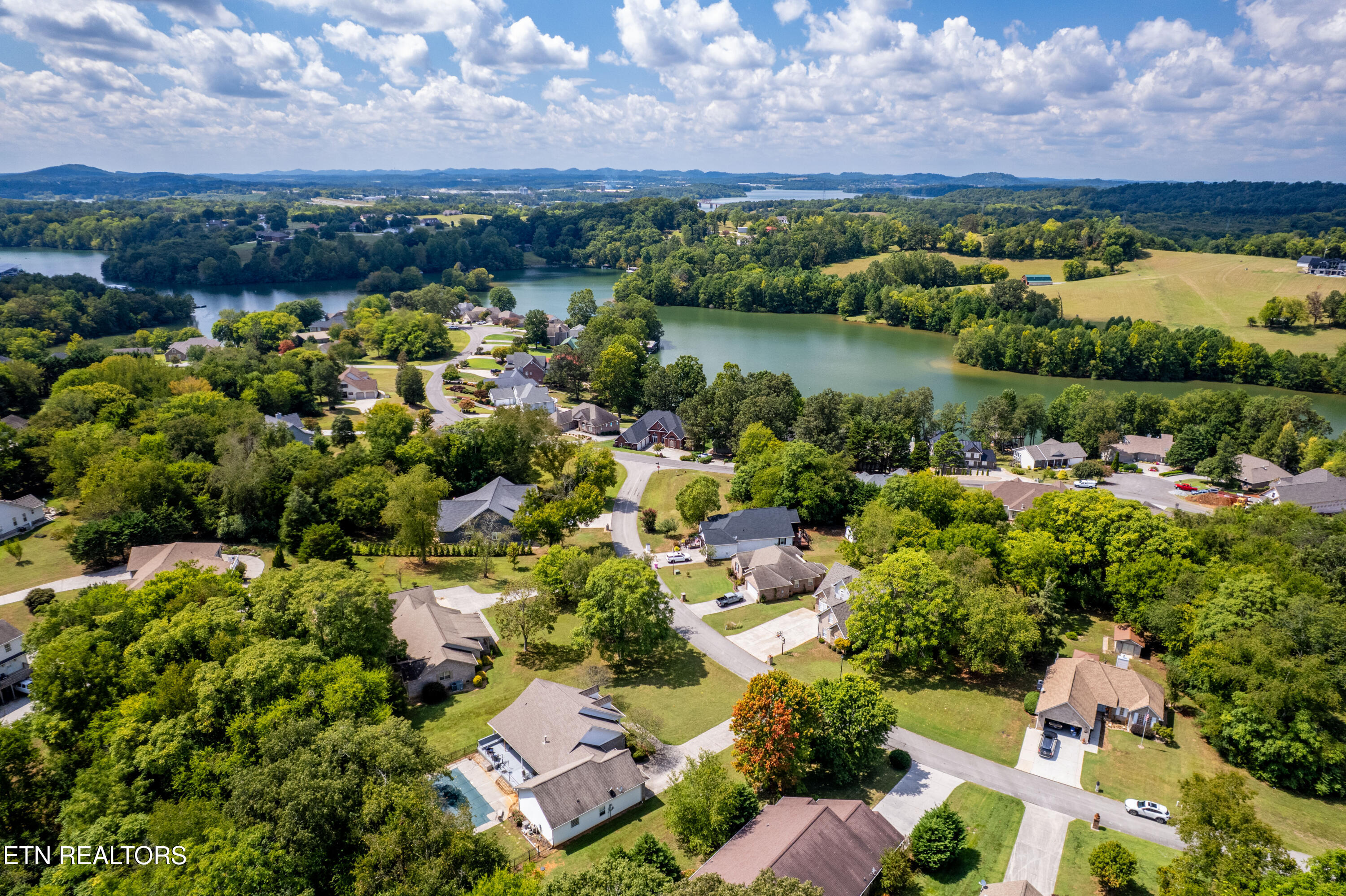 1812 Crazy Horse Drive Maryville TN 37801