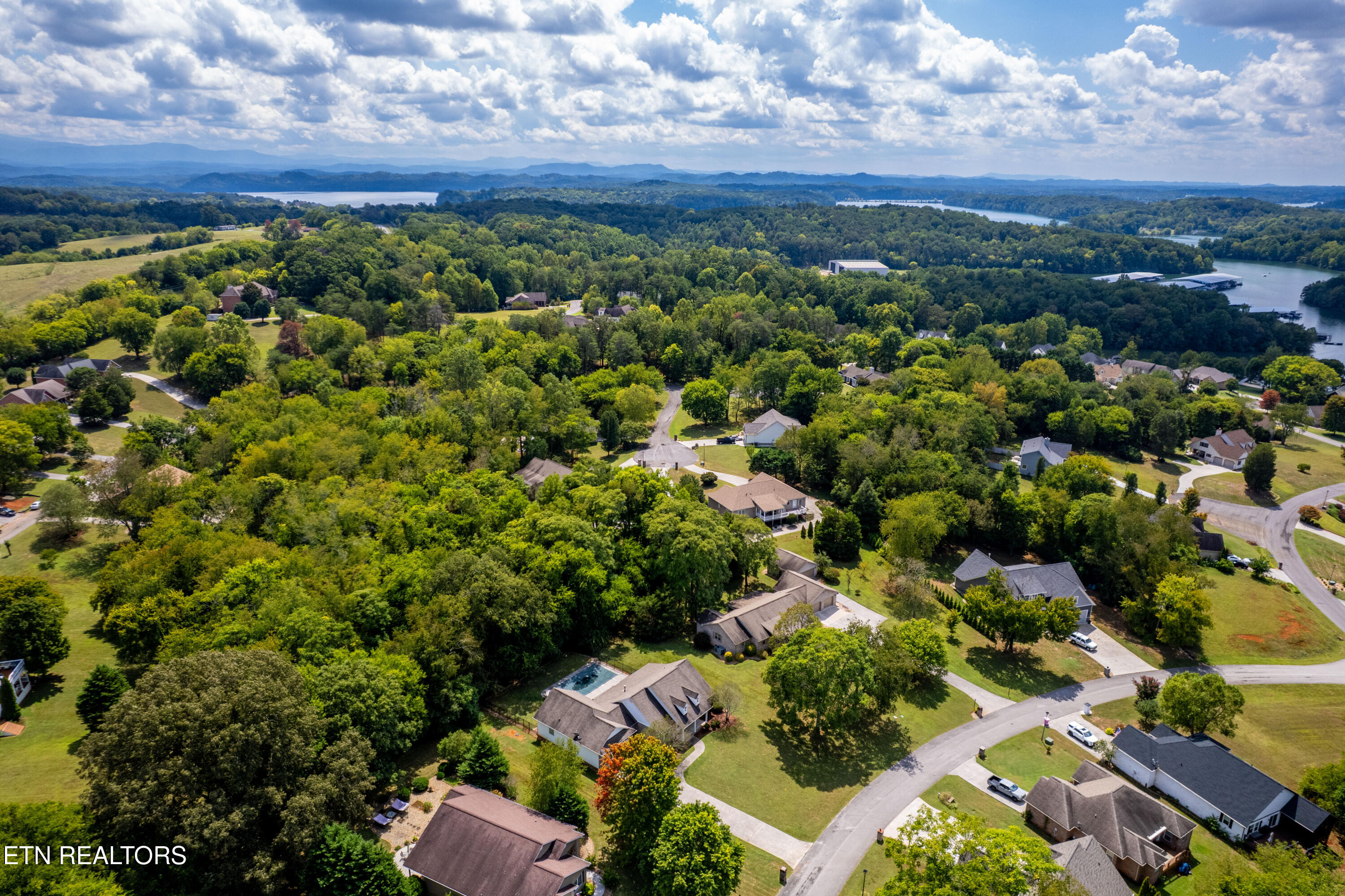 1812 Crazy Horse Drive Maryville TN 37801