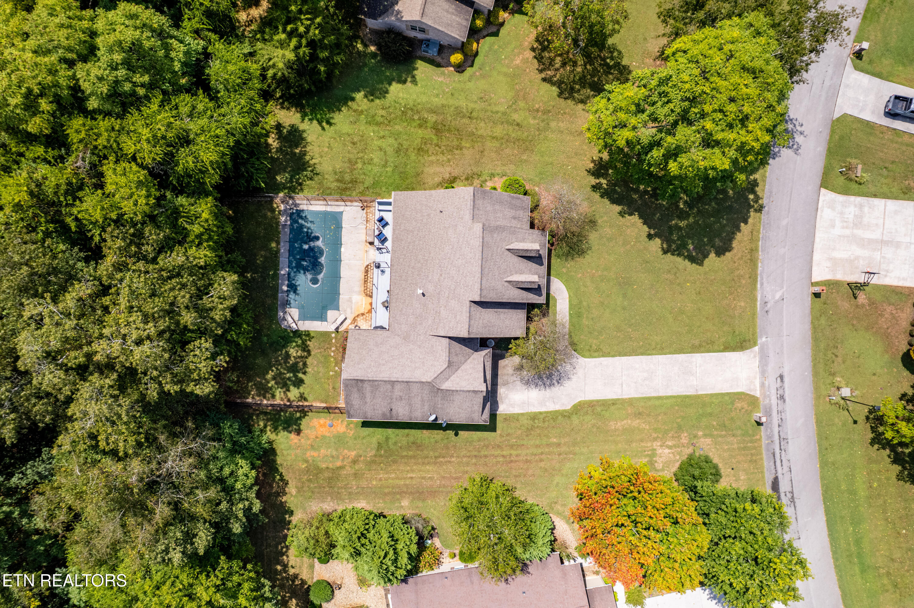 1812 Crazy Horse Drive Maryville TN 37801