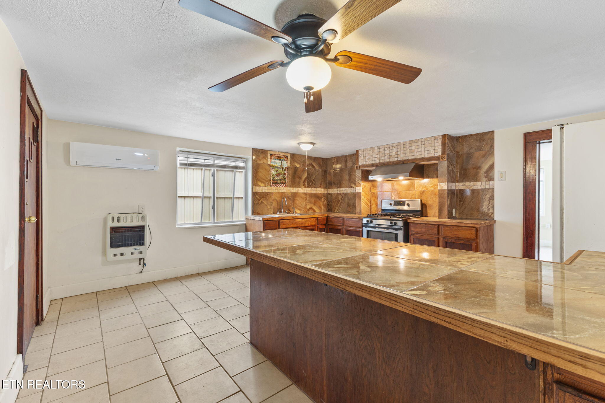 313 N Amhurst Place Englewood TN 37329