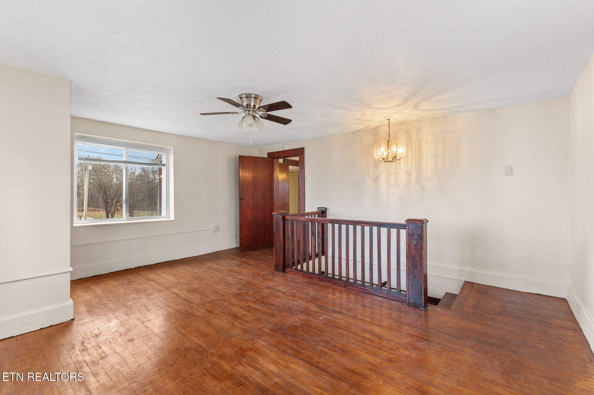 313 N Amhurst Place Englewood TN 37329