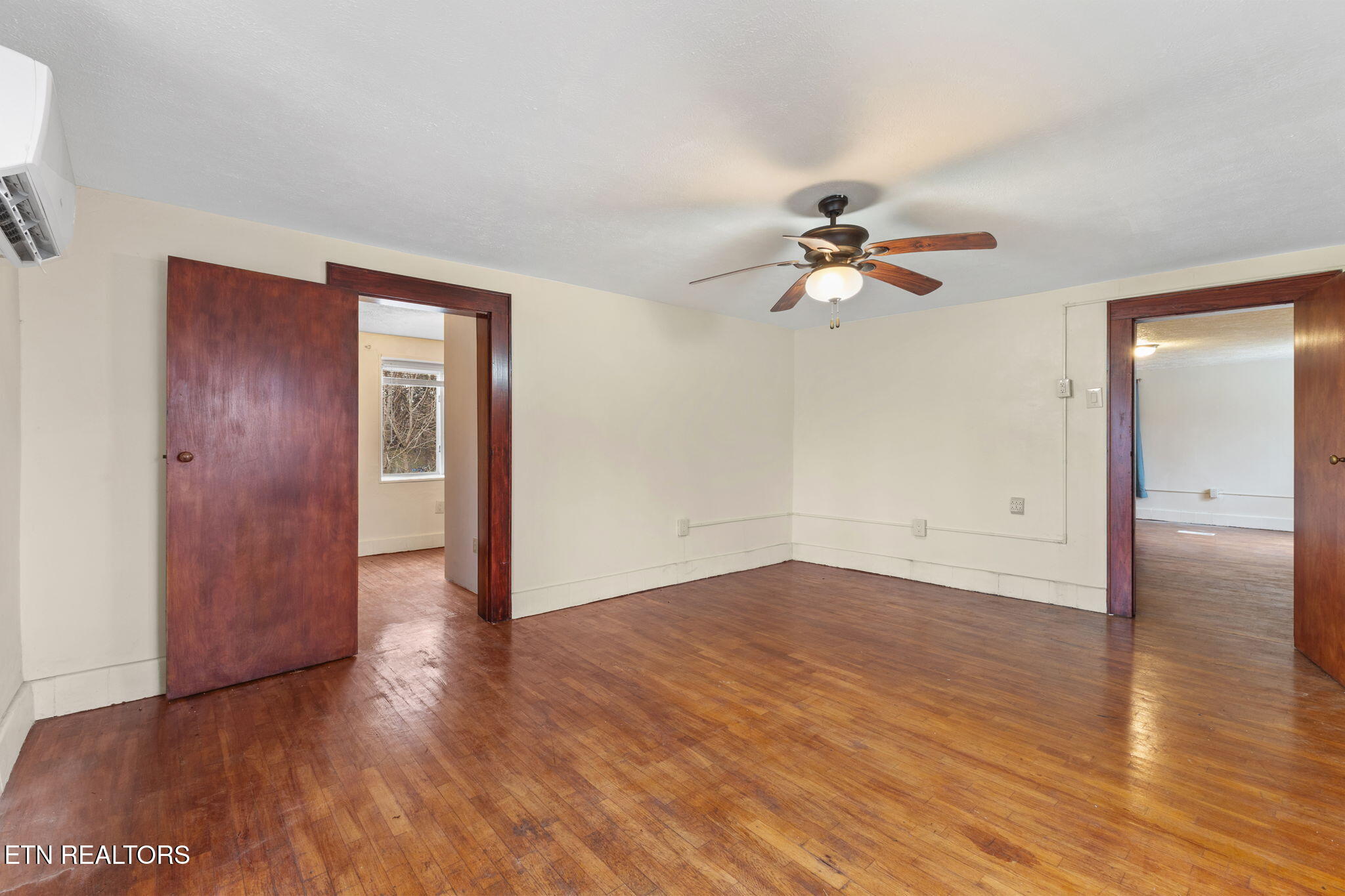 313 N Amhurst Place Englewood TN 37329