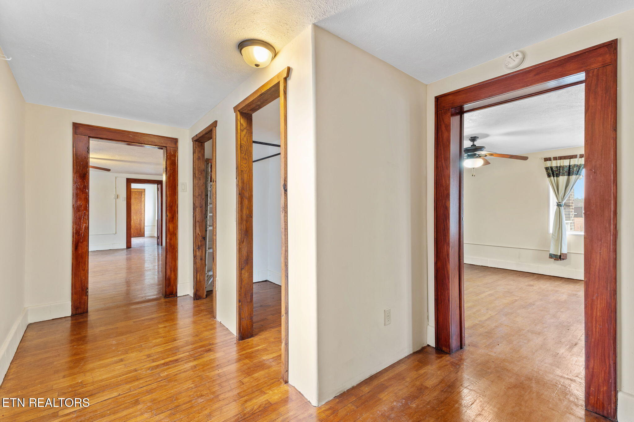 313 N Amhurst Place Englewood TN 37329