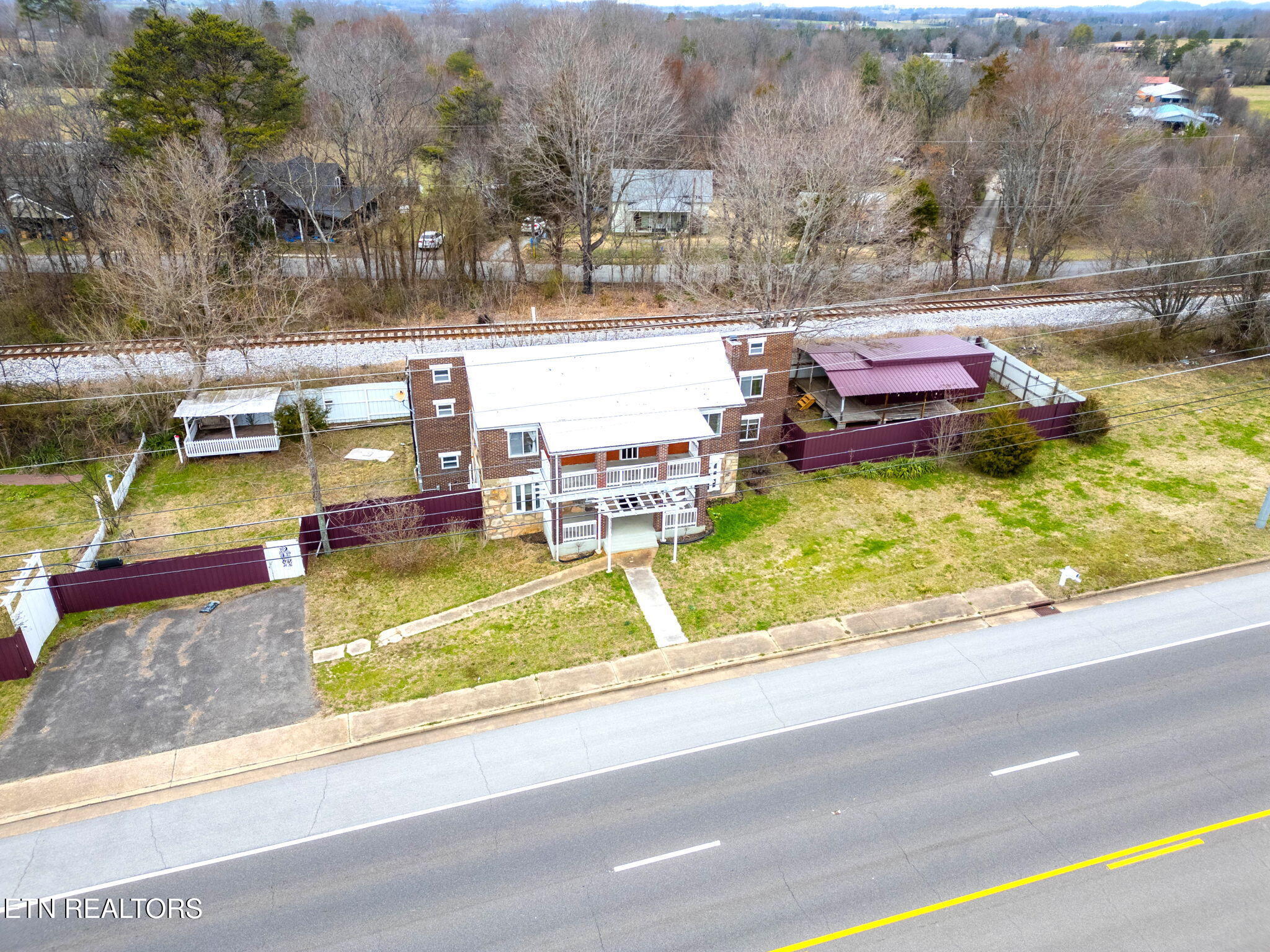 313 N Amhurst Place Englewood TN 37329