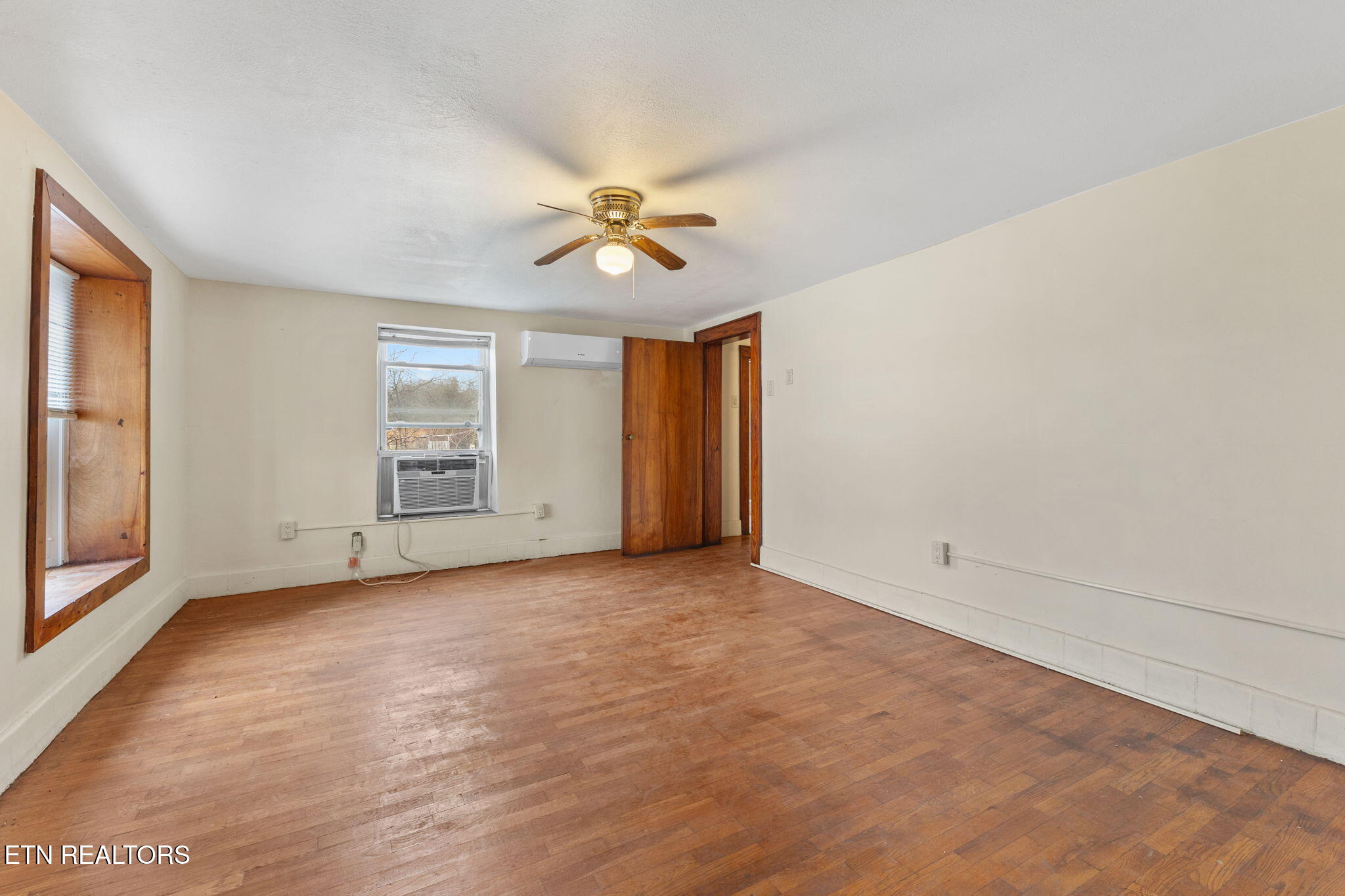 313 N Amhurst Place Englewood TN 37329