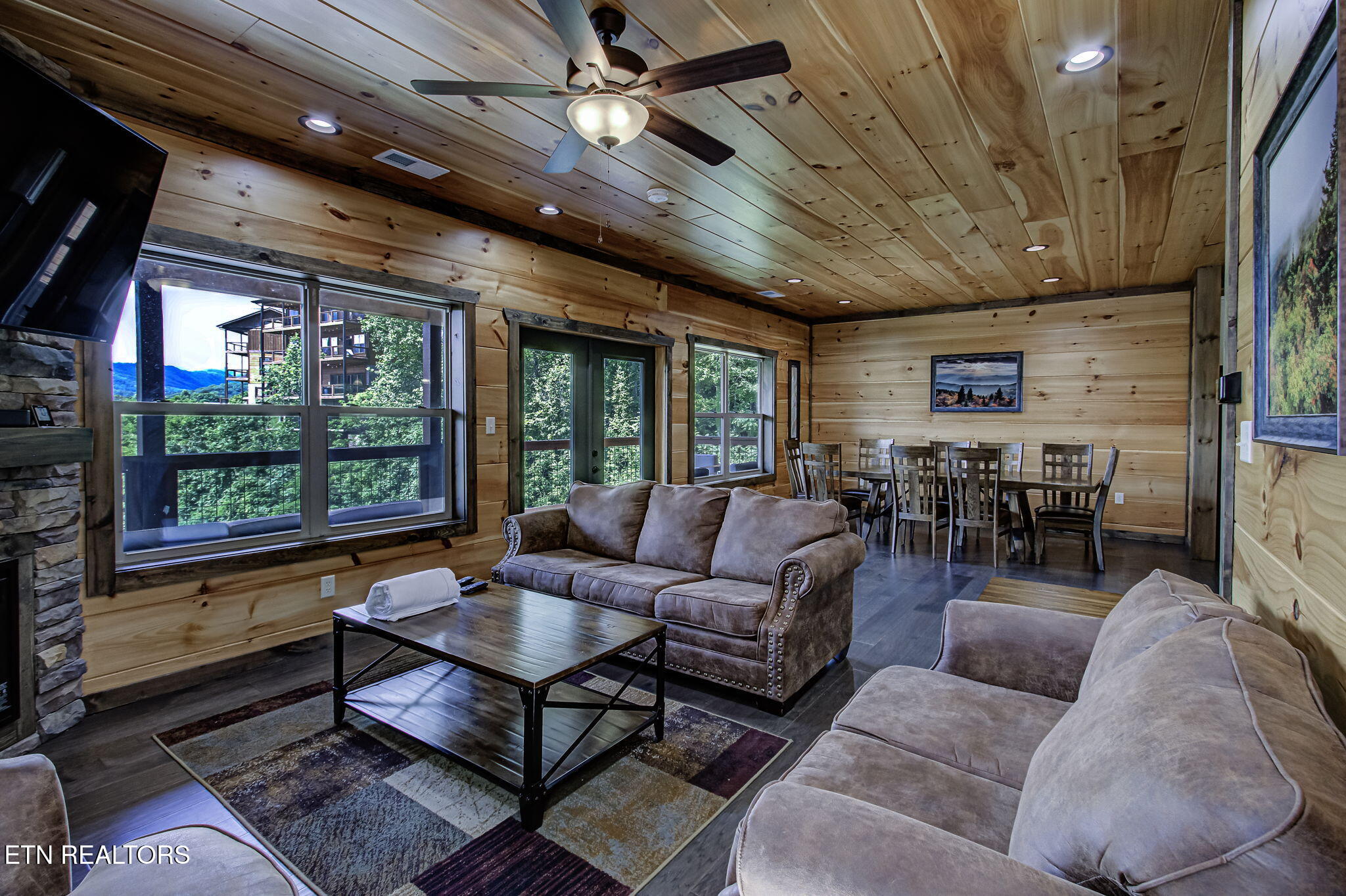 4508 Shangrila Way Sevierville TN 37876