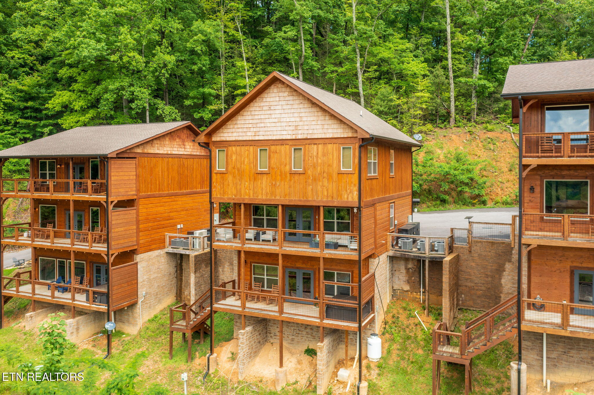 4508 Shangrila Way Sevierville TN 37876