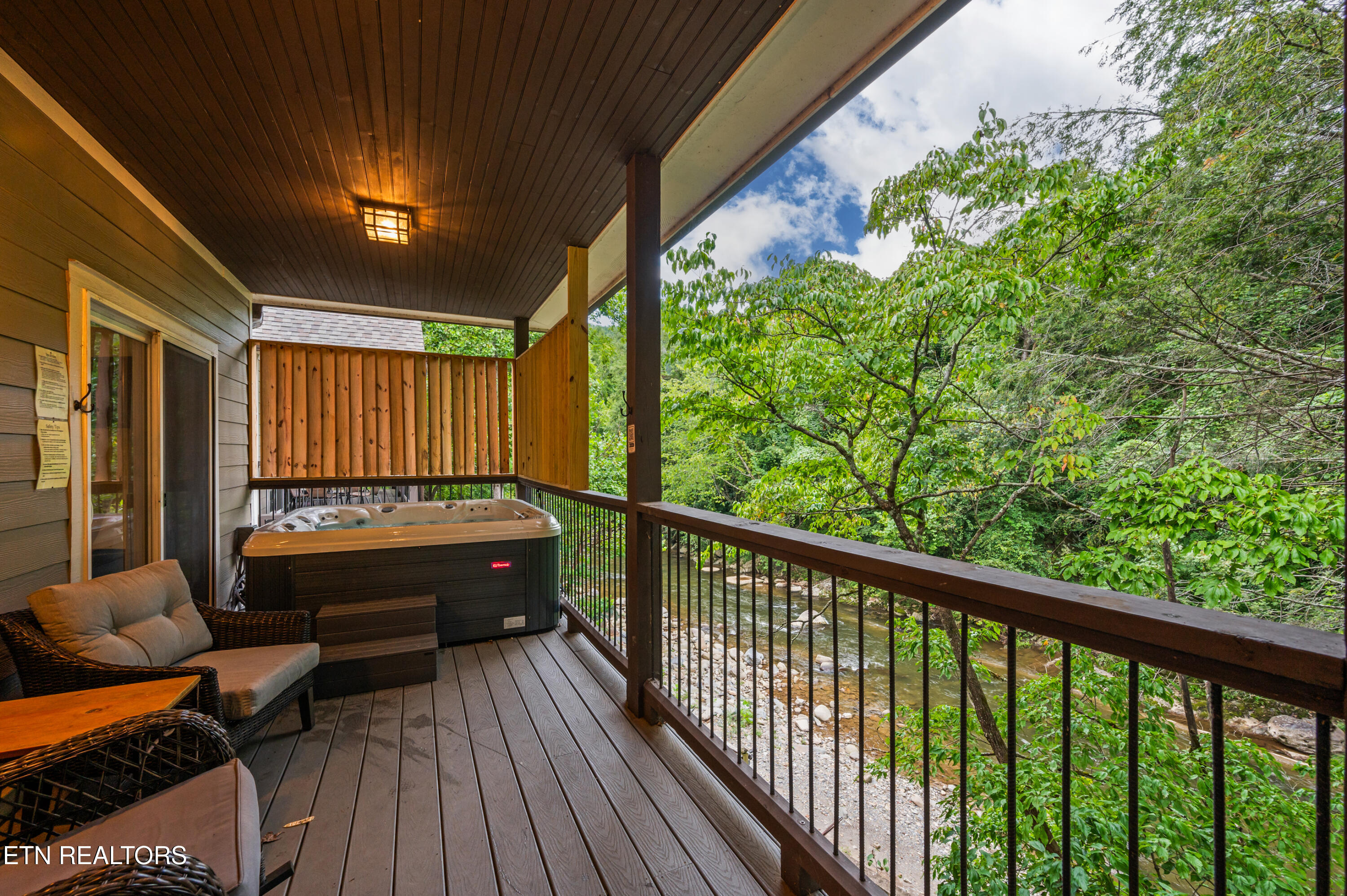 510 Hemlock Street Gatlinburg TN 37738
