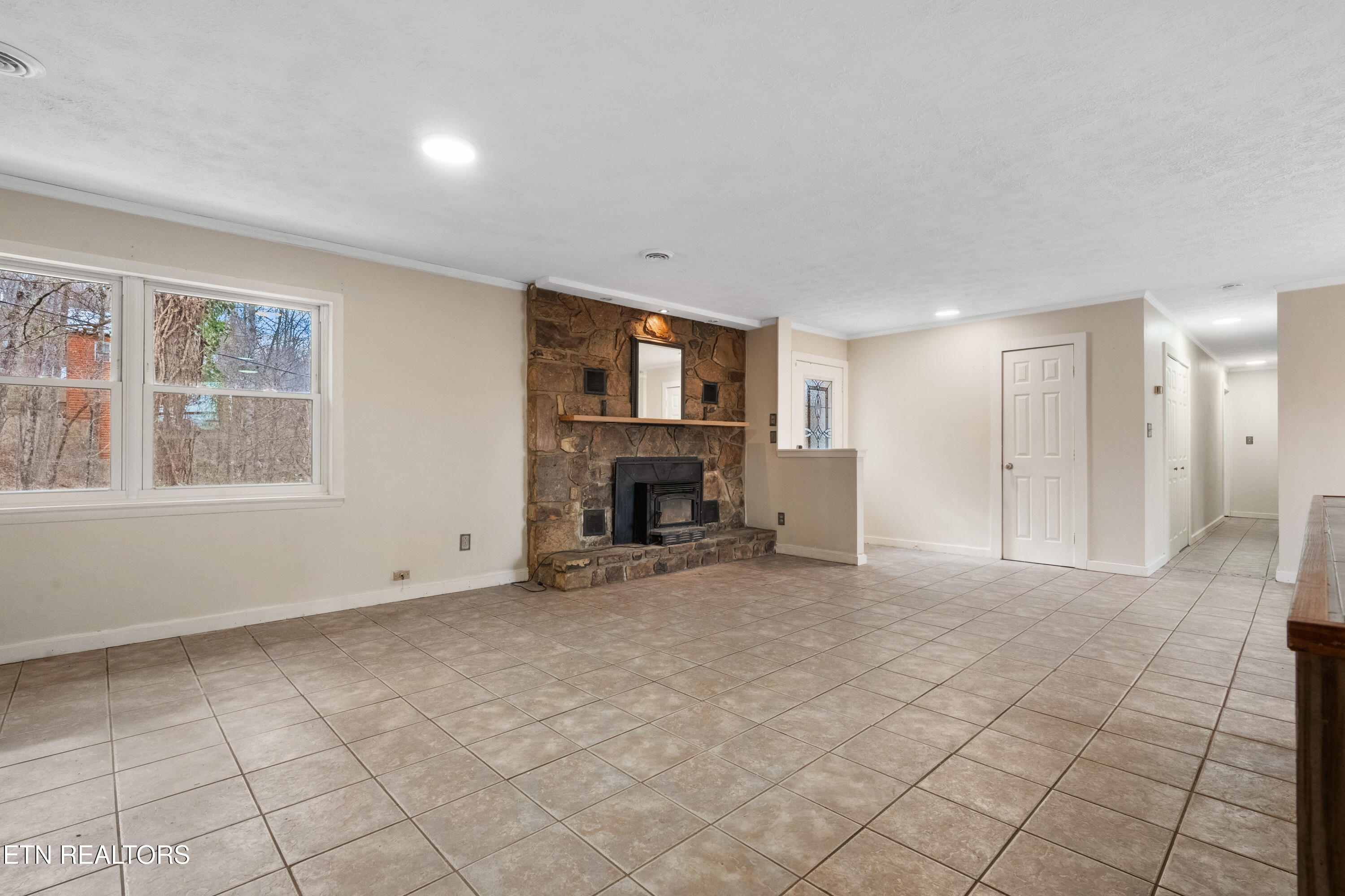 335 Buena Vista Drive Sevierville TN 37876