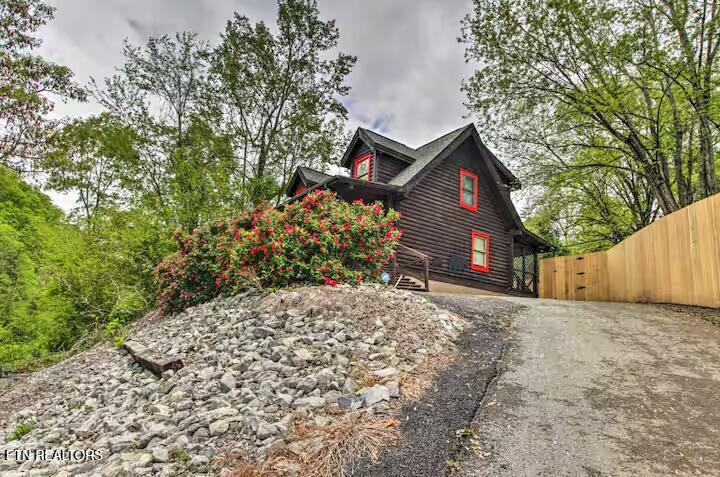 1520 Seagle Hollow Road Sevierville TN 37876