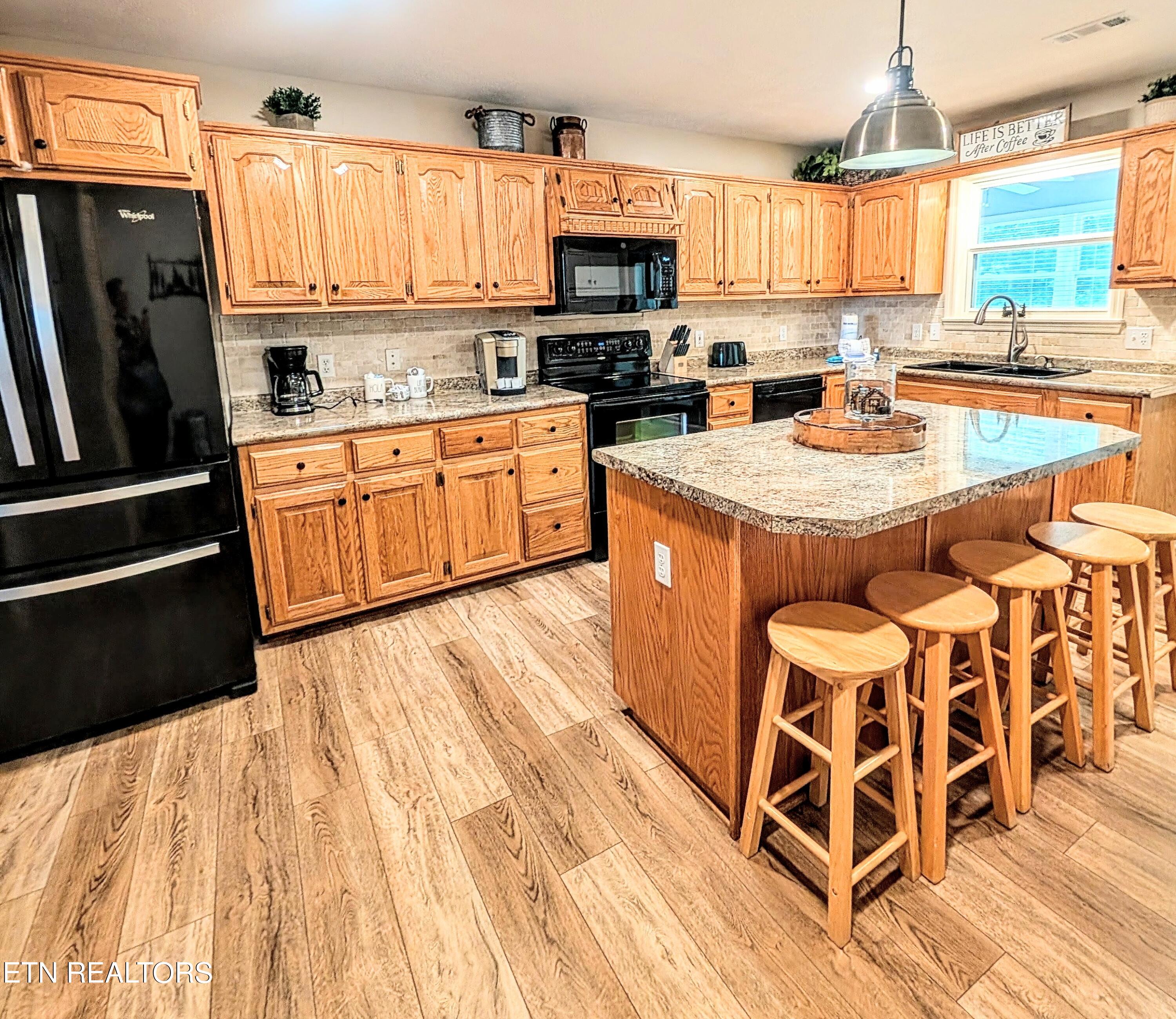 3240 W Laurelwood Avenue Sevierville TN 37862